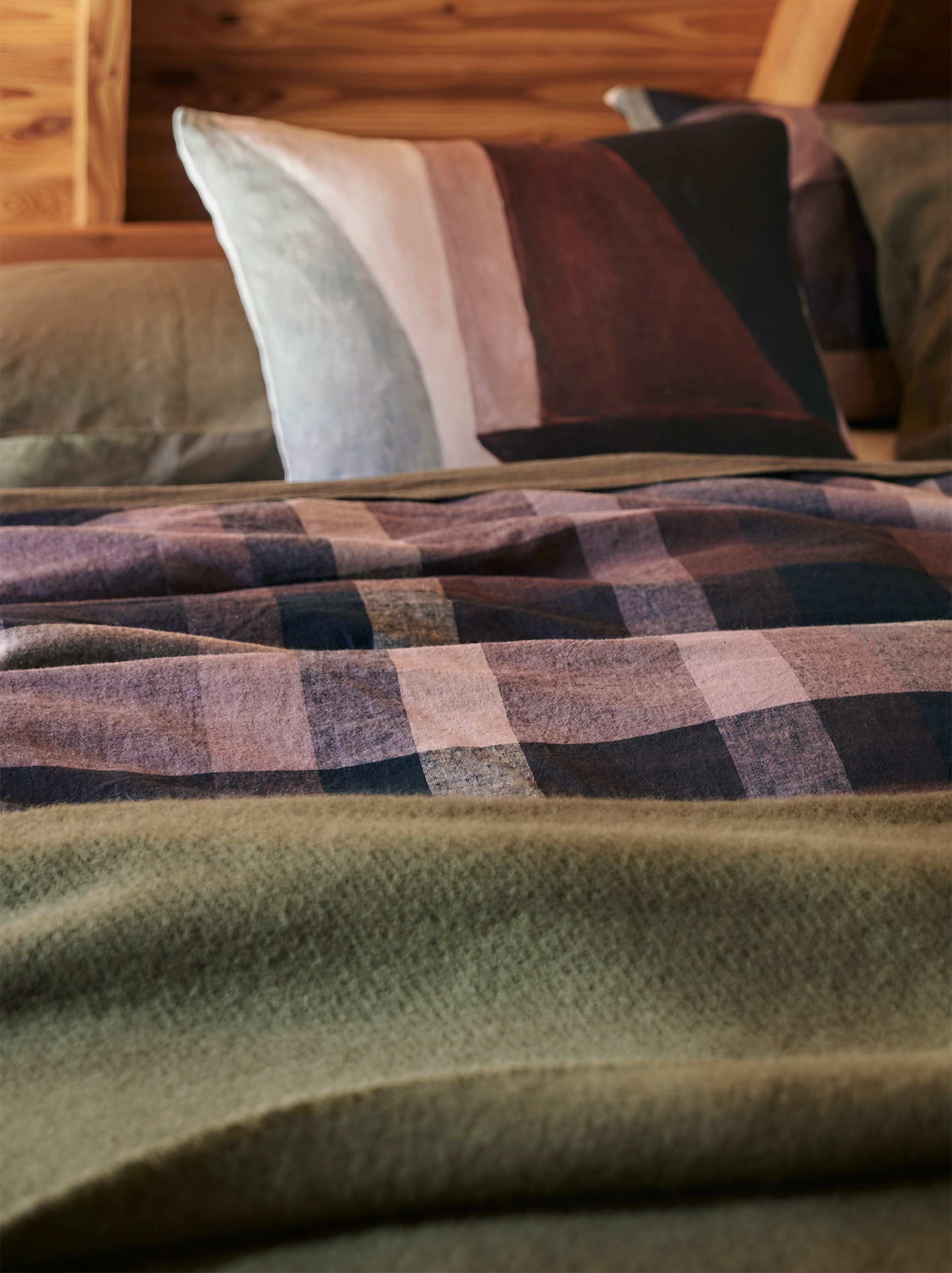 Large Wool Blanket Ivy / 240x250cm