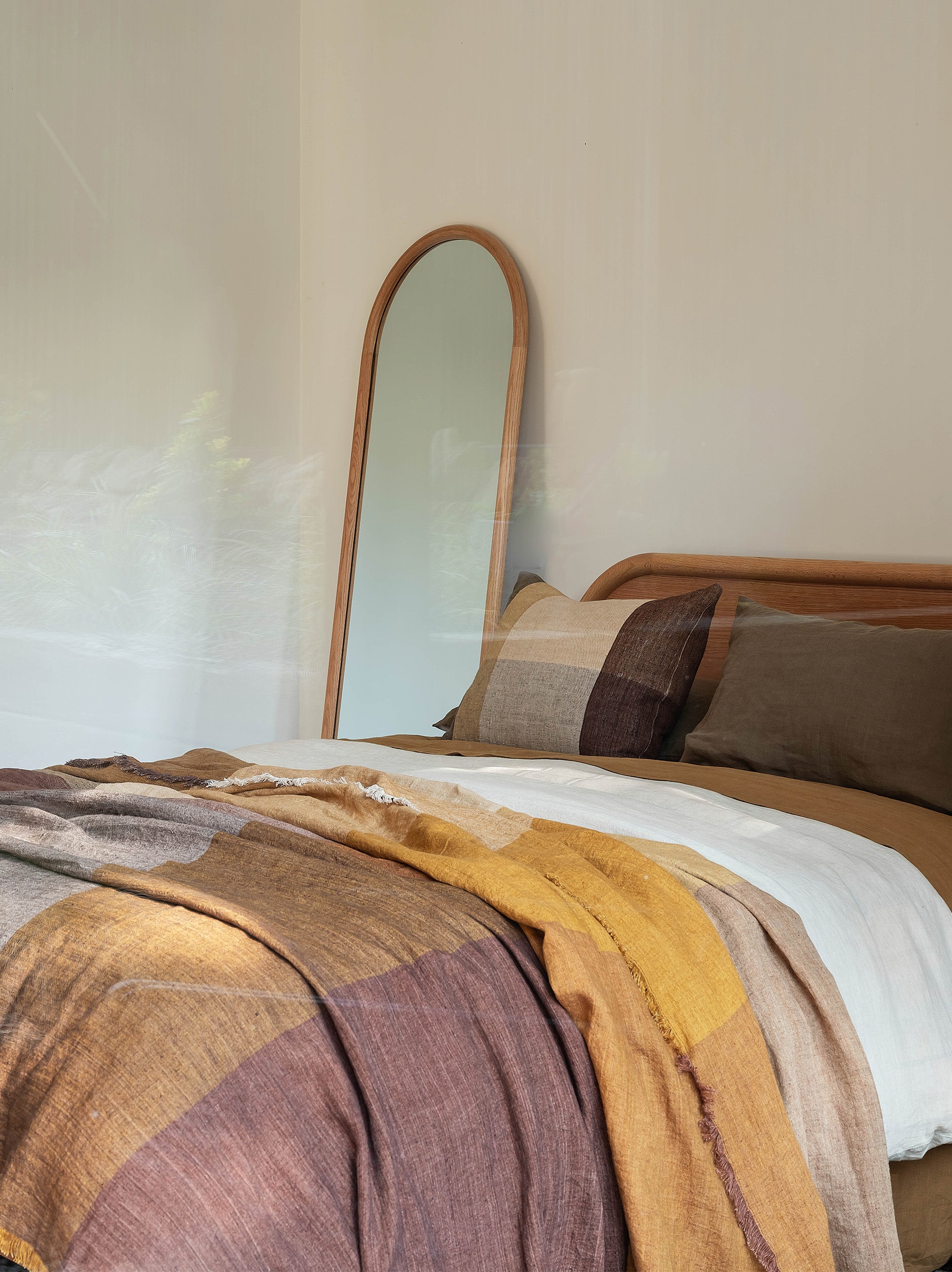 Morandi Bedspread Mulberry/Multi / King/Super King