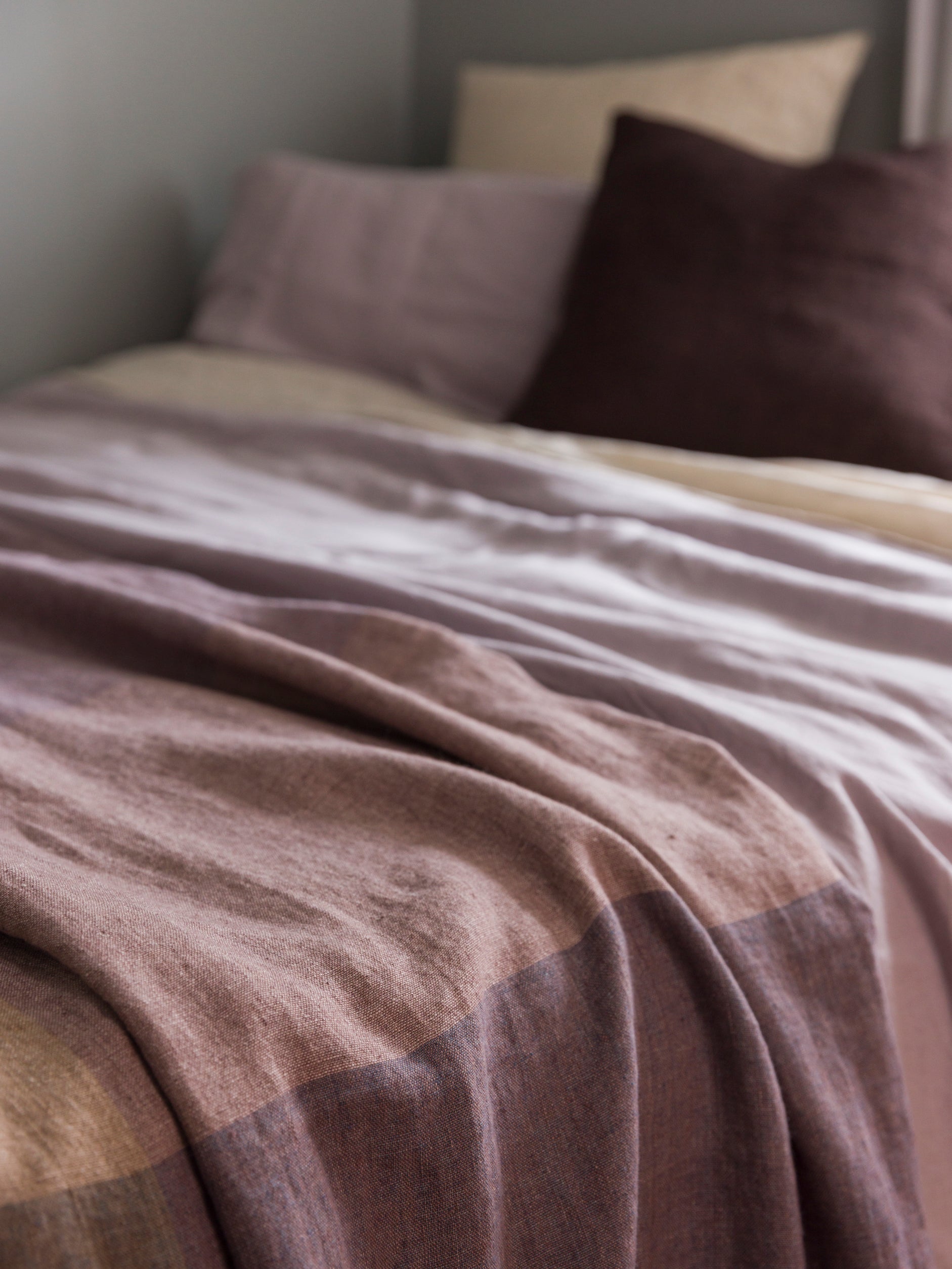 Morandi Bedspread Shiitake/Multi / Queen