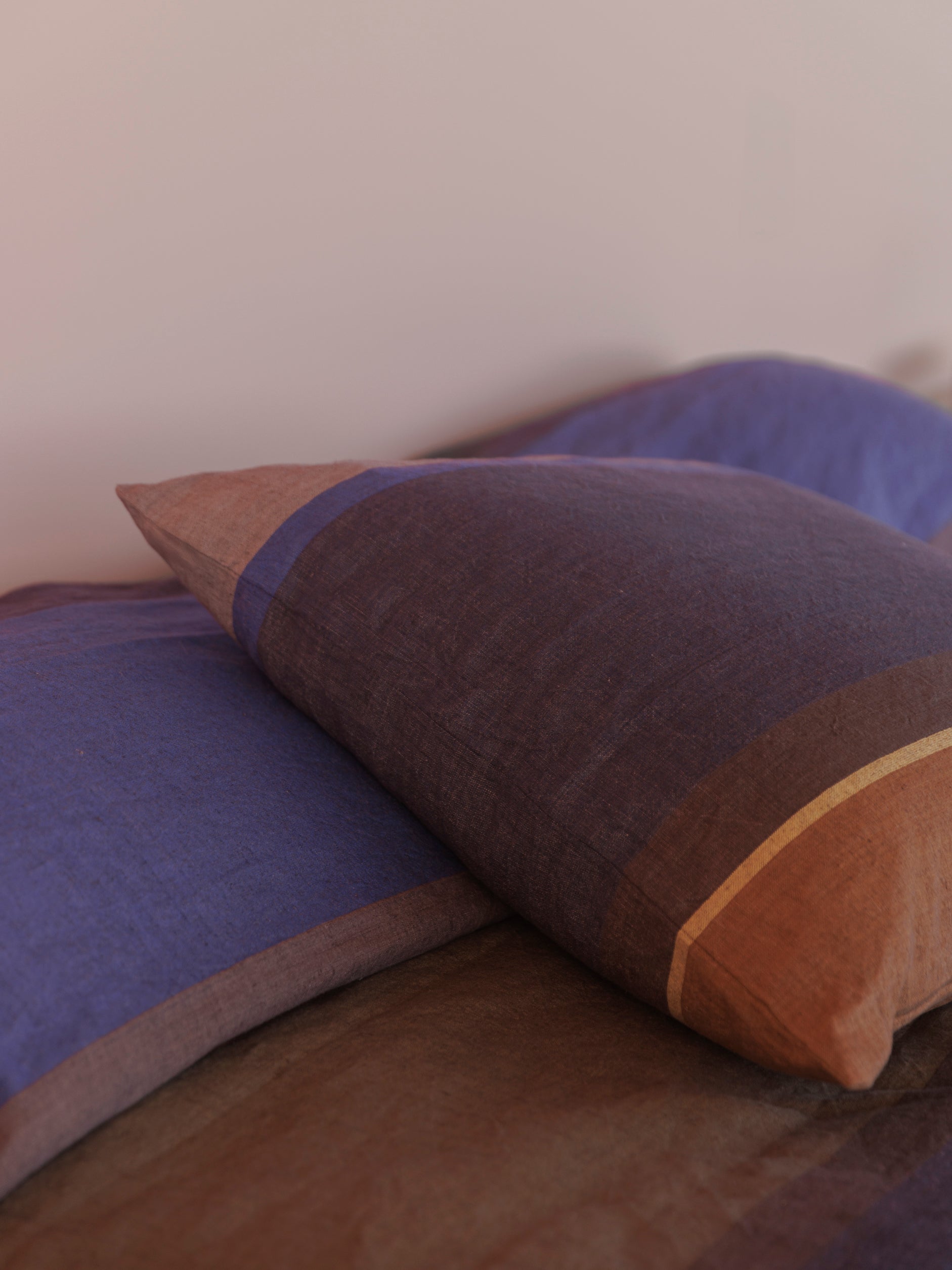Obi Euro Cushion Cover Ivy/Blue Black / 65x65cm