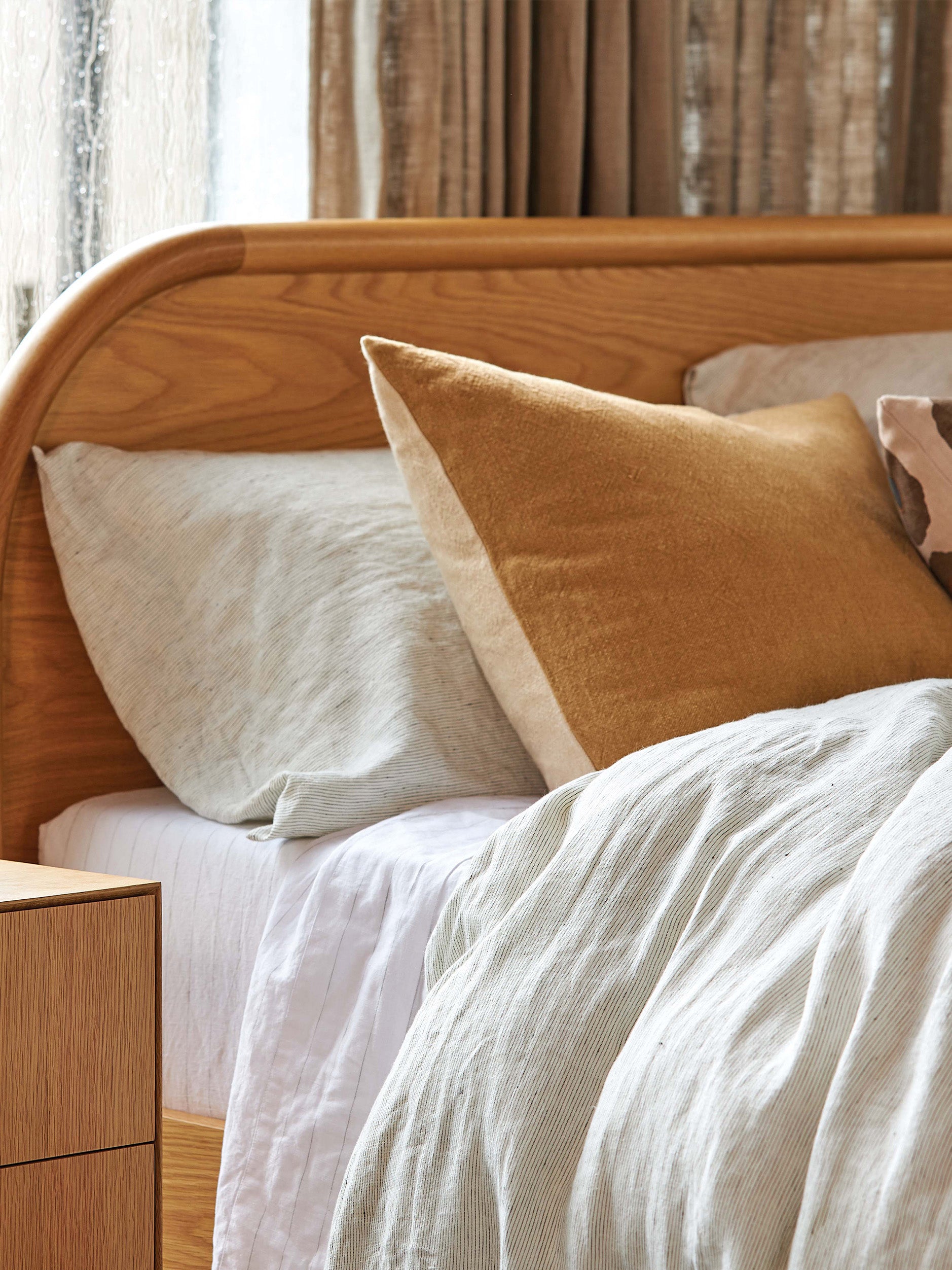 Pinstripe Linen Duvet Cover Pepper/Chalk / King Single/Double