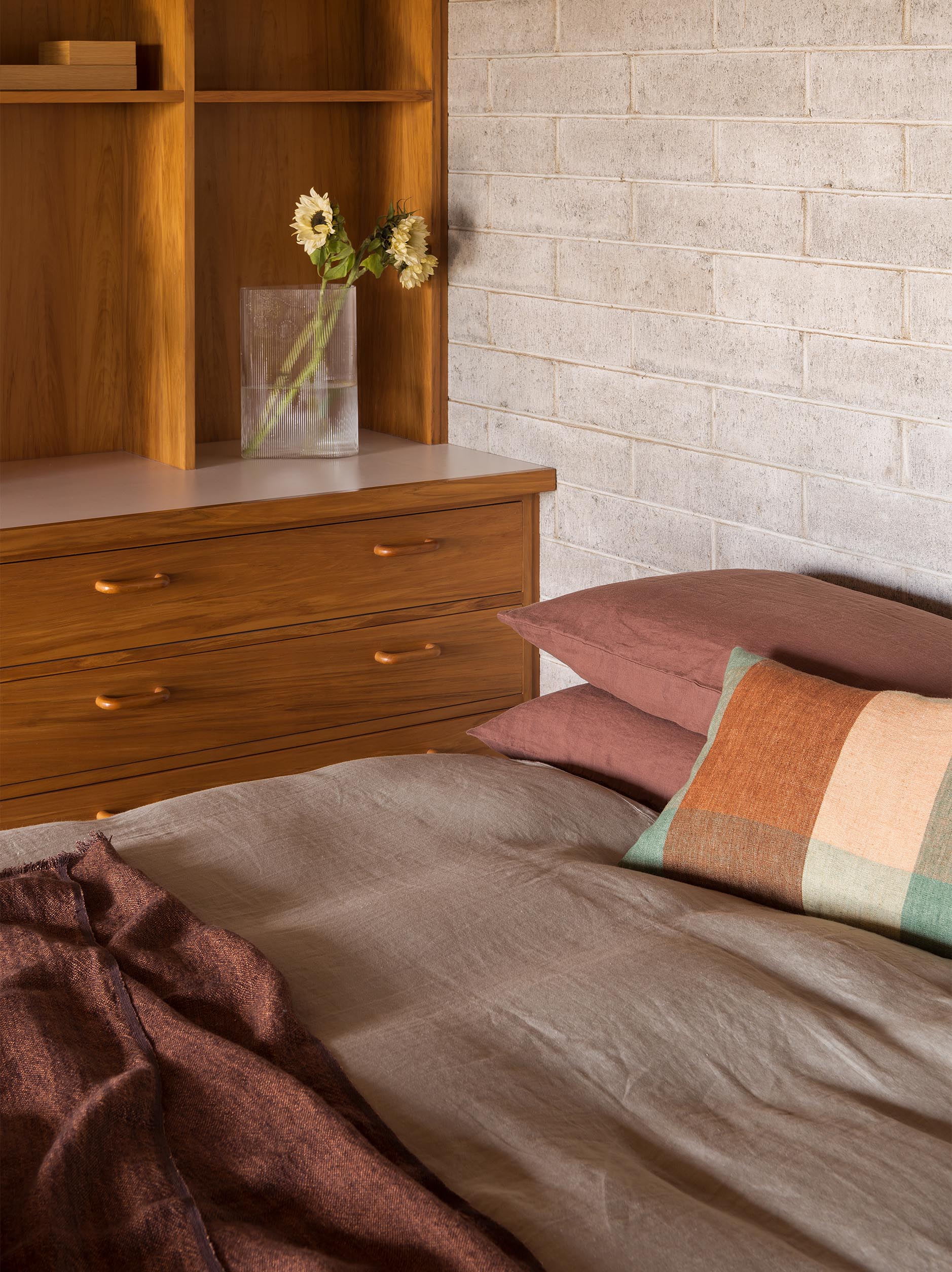 Plum Linen Pillowcase PR Plum / Pillowcase Pair