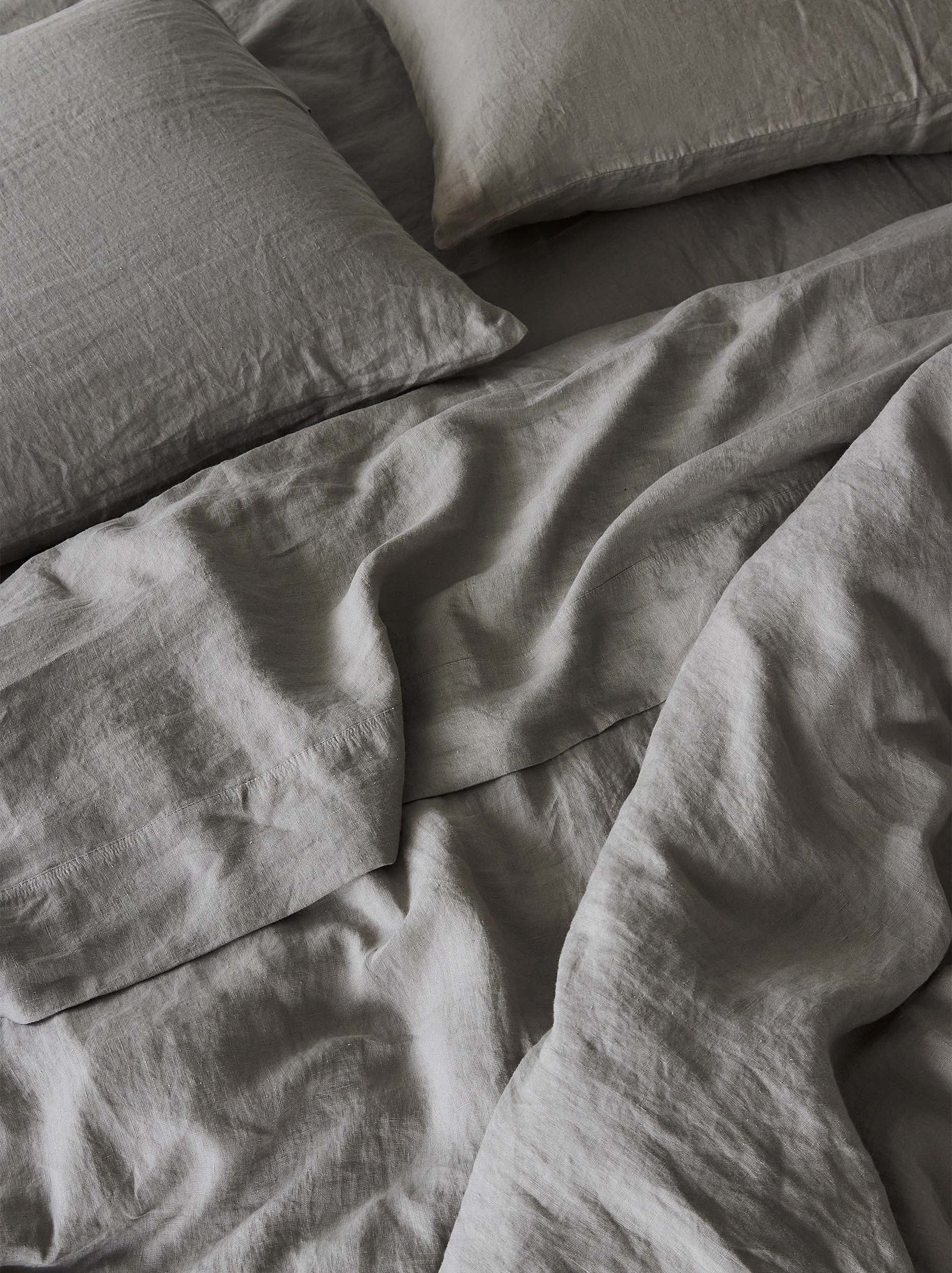 Puddle Linen Flat Sheet Puddle / King
