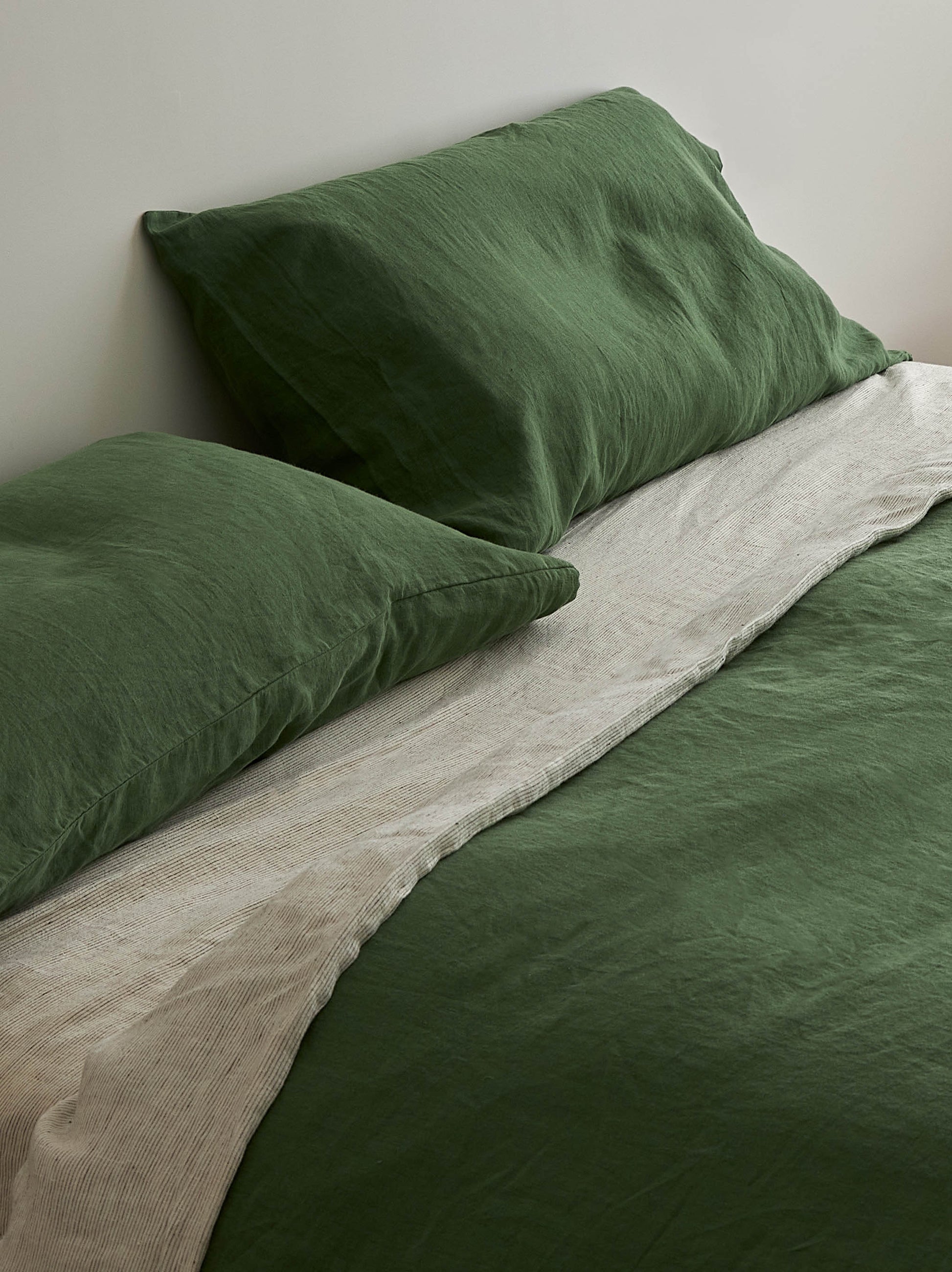 Spearmint Linen Lodge Pillowcase PR Spearmint / Lodge Pillowcase Pair