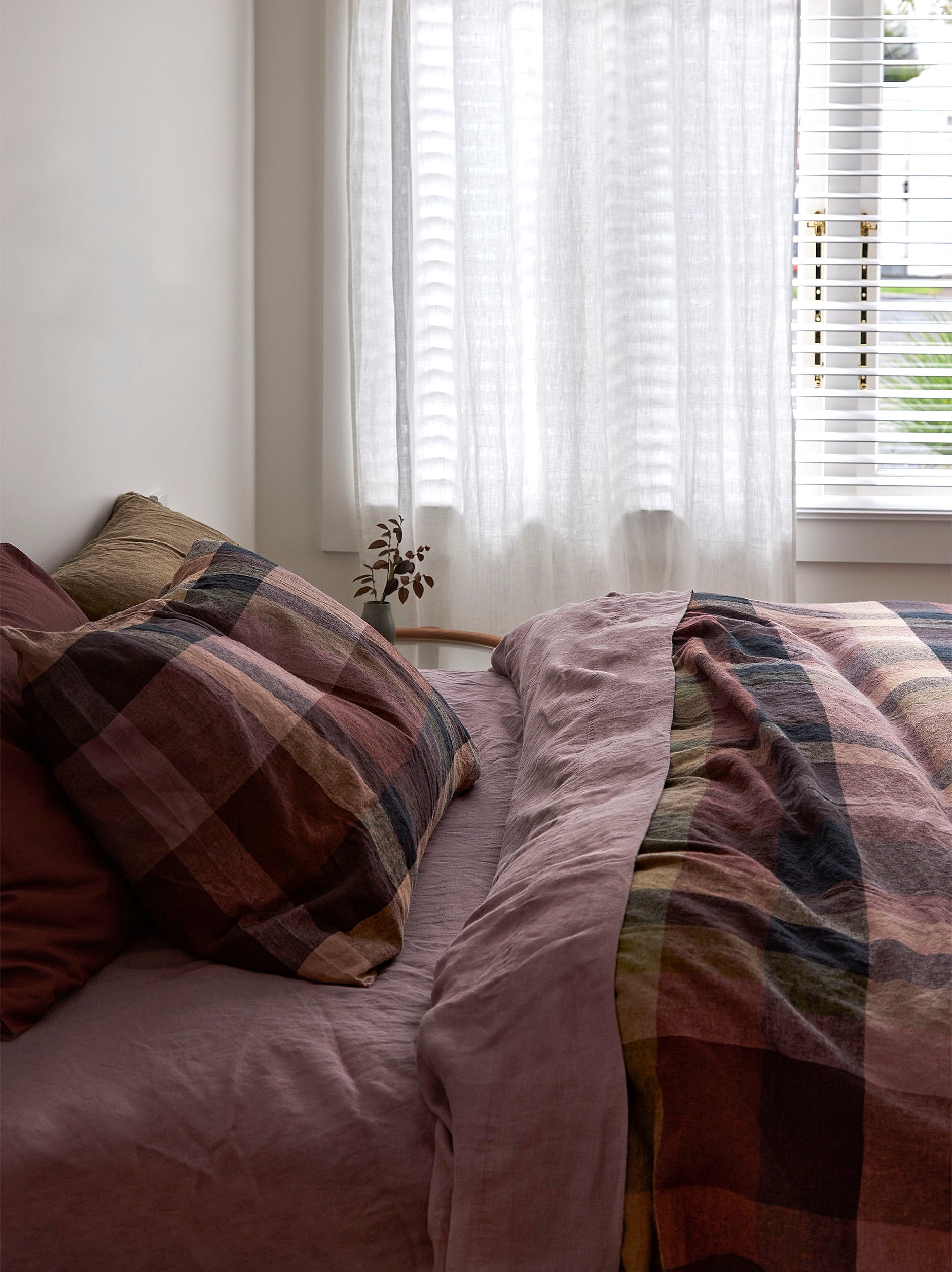 Lupin Linen Fitted Sheet Lupin / Super King
