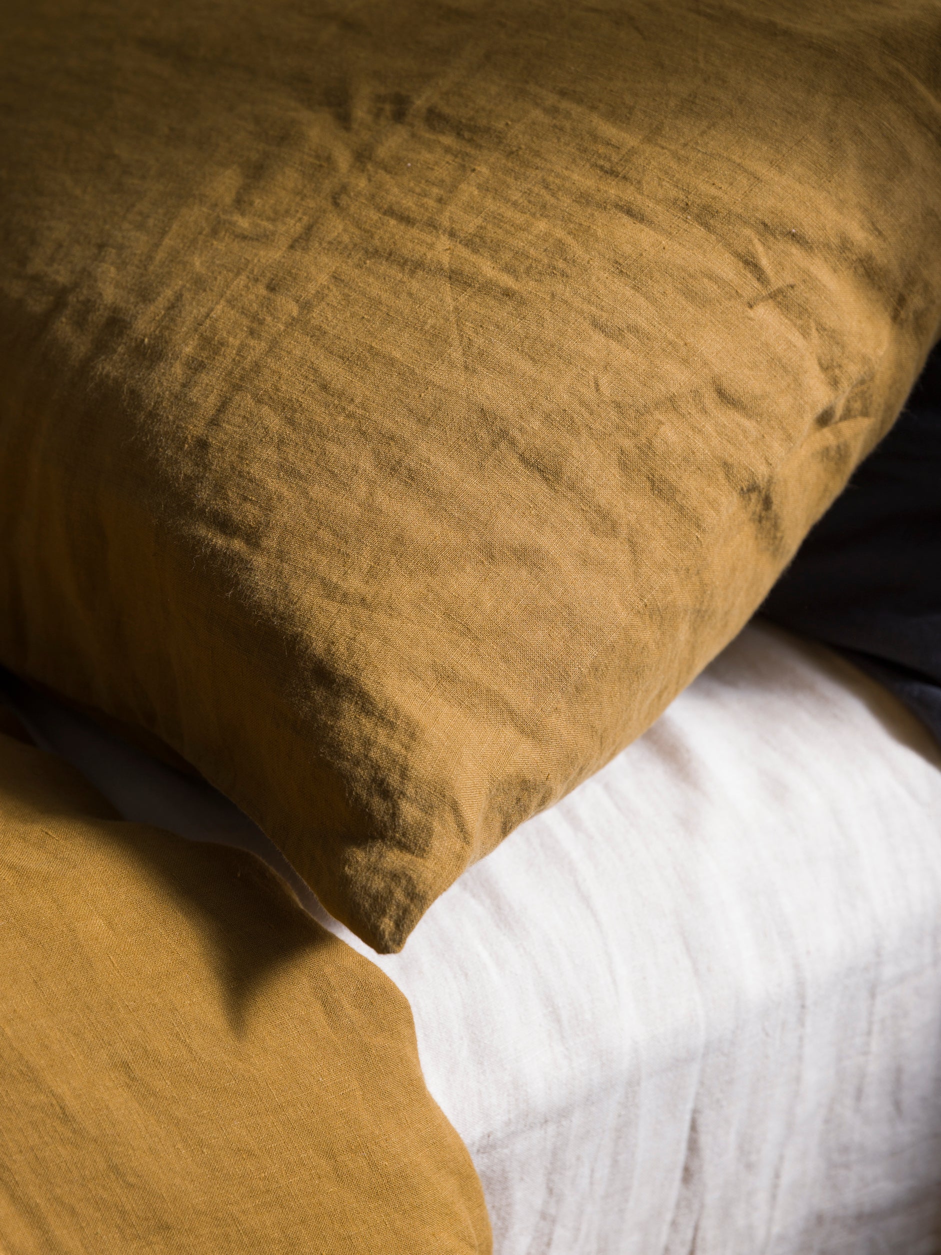 Ochre Linen Pillowcase PR Ochre / Pillowcase Pair
