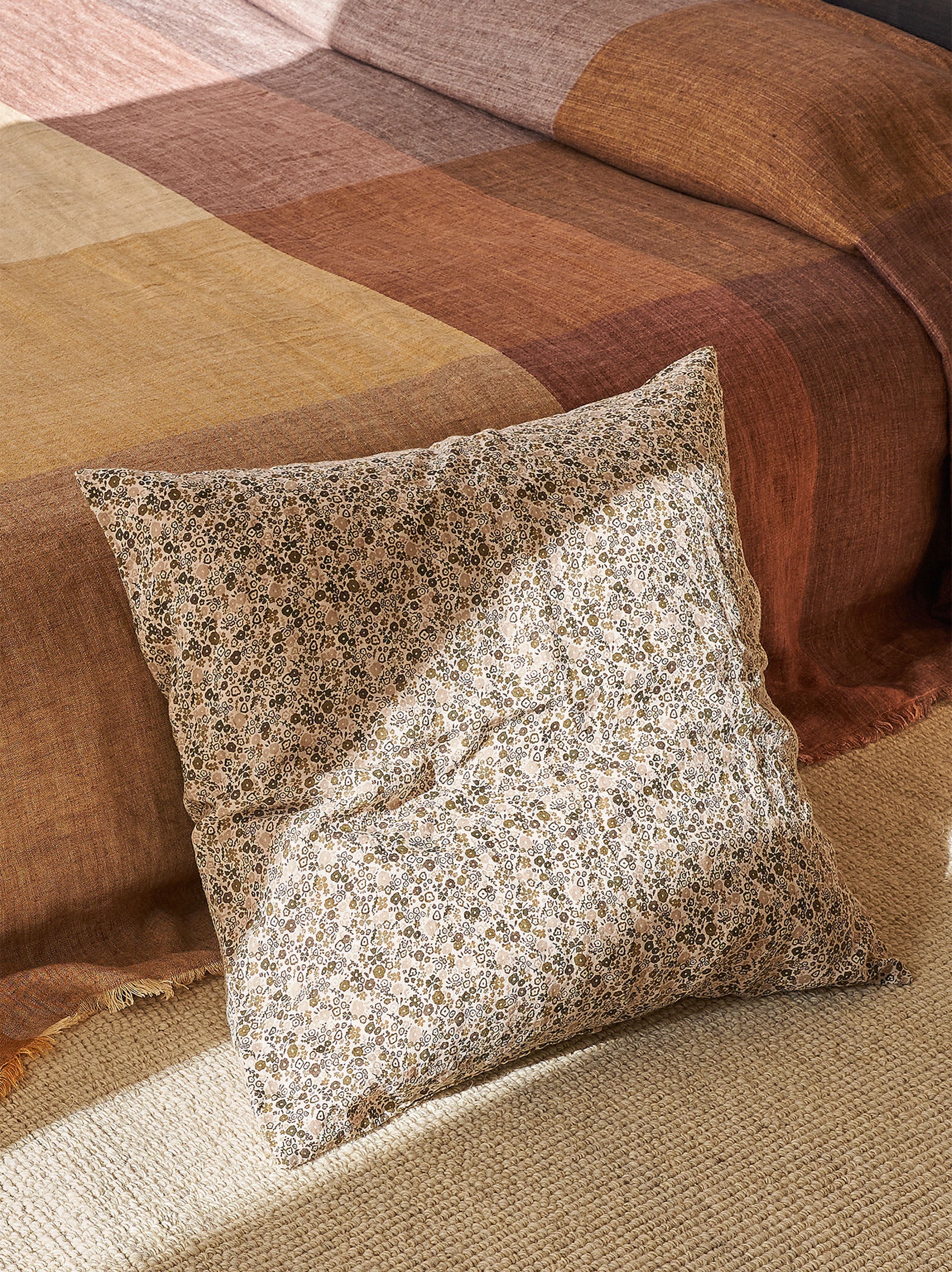 Wildflower Linen Euro Pillowcase Ivy/Multi / European Pillowcase