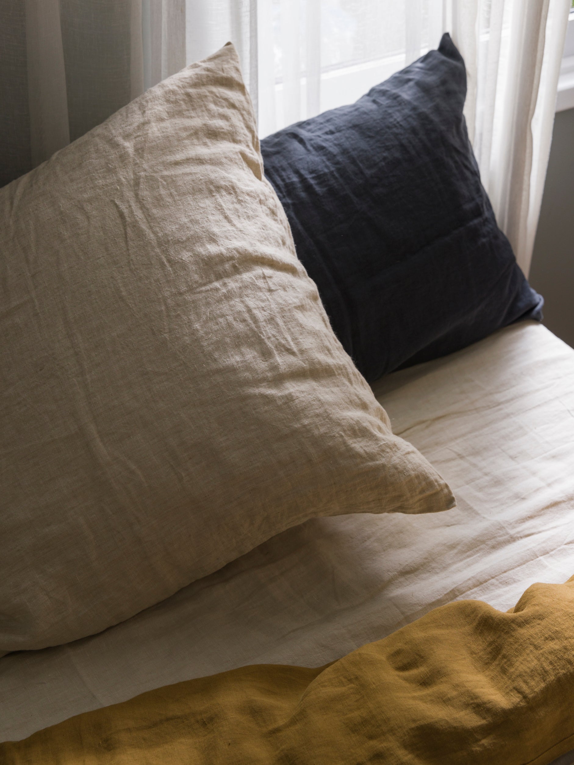 Chambray Linen Fitted Sheet Oatmeal / King