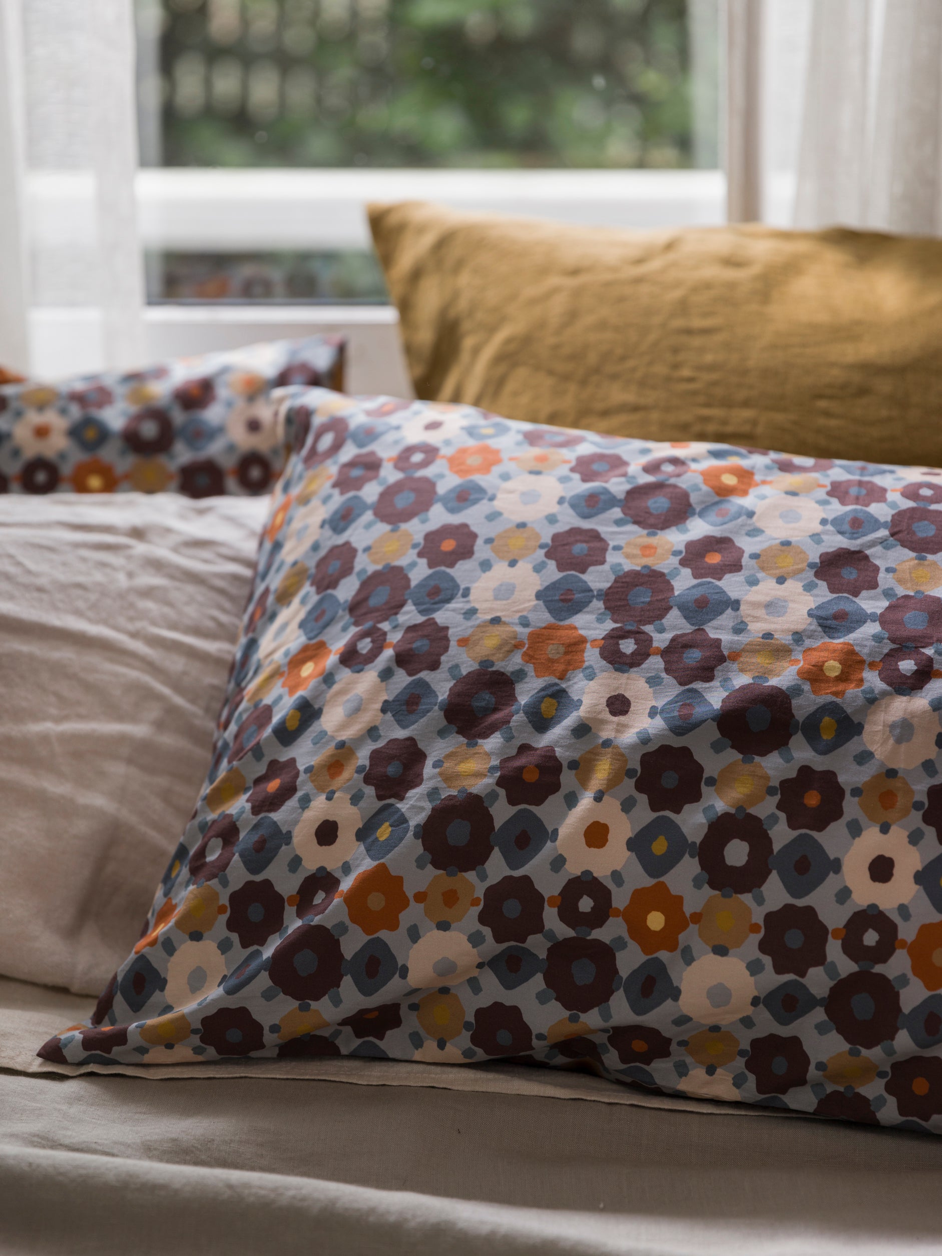 Lisbon Pillowcase Pair Cloud/Multi / Pillowcase Pair