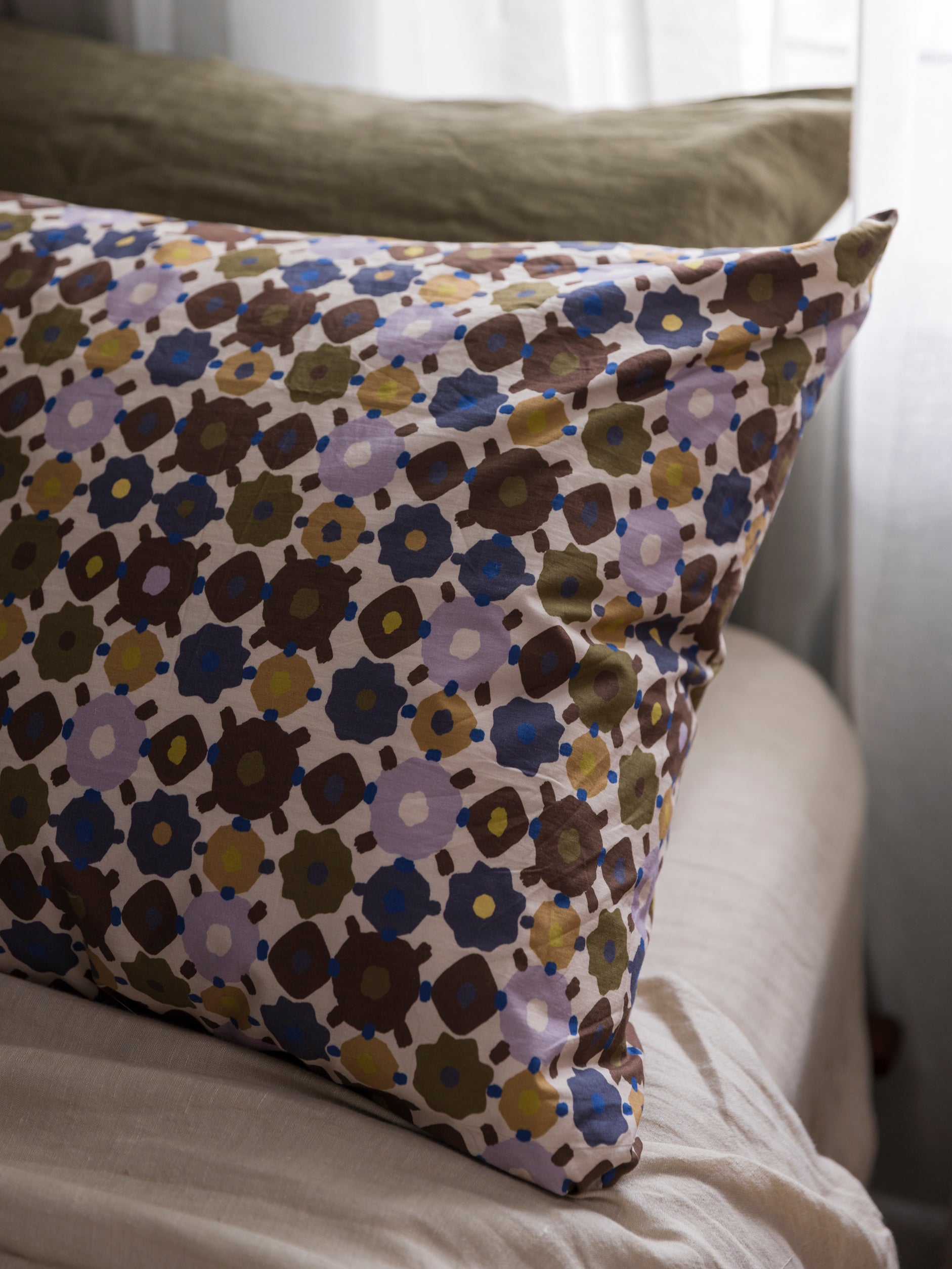 Lisbon Lodge Pillowcase Pair Pansy/Multi / Lodge Pillowcase Pair