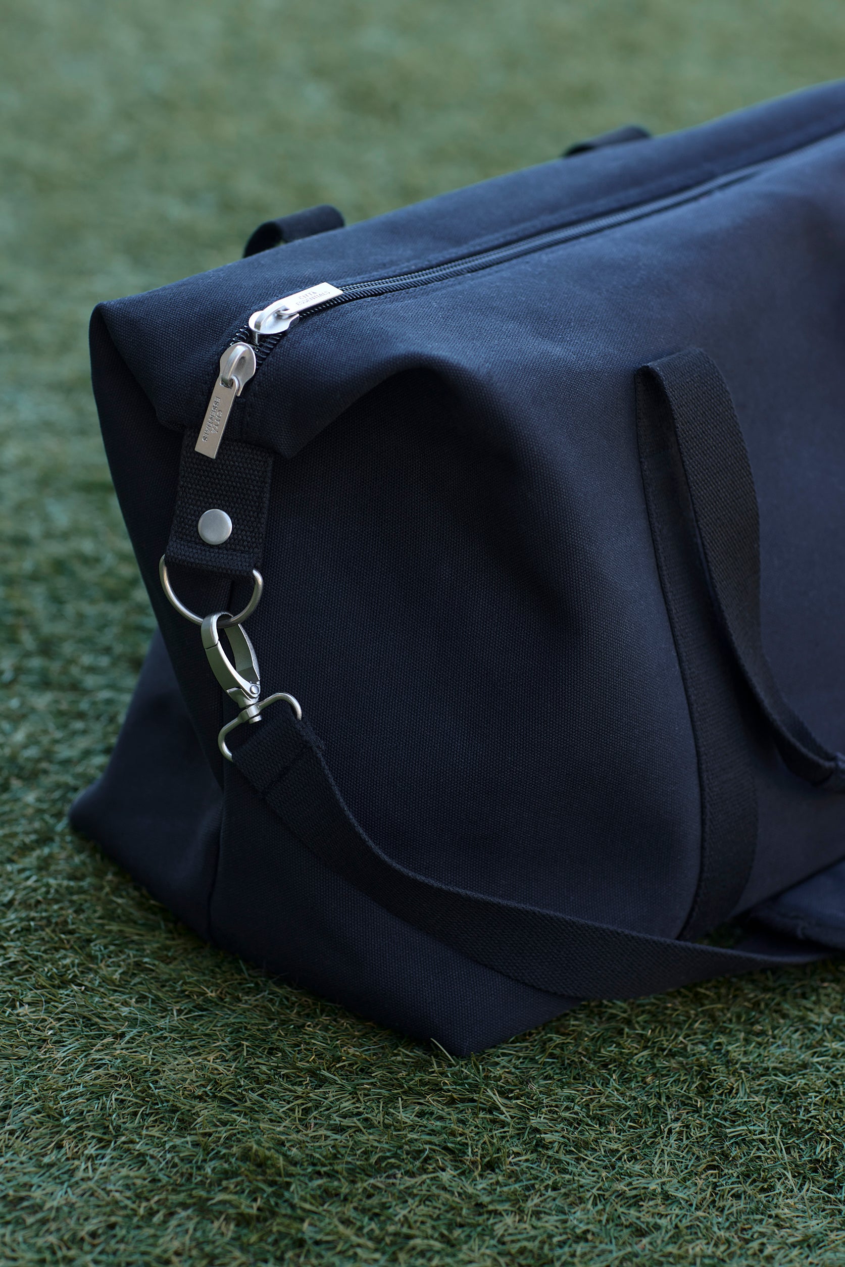 Canvas Weekender Bag Navy / One Size