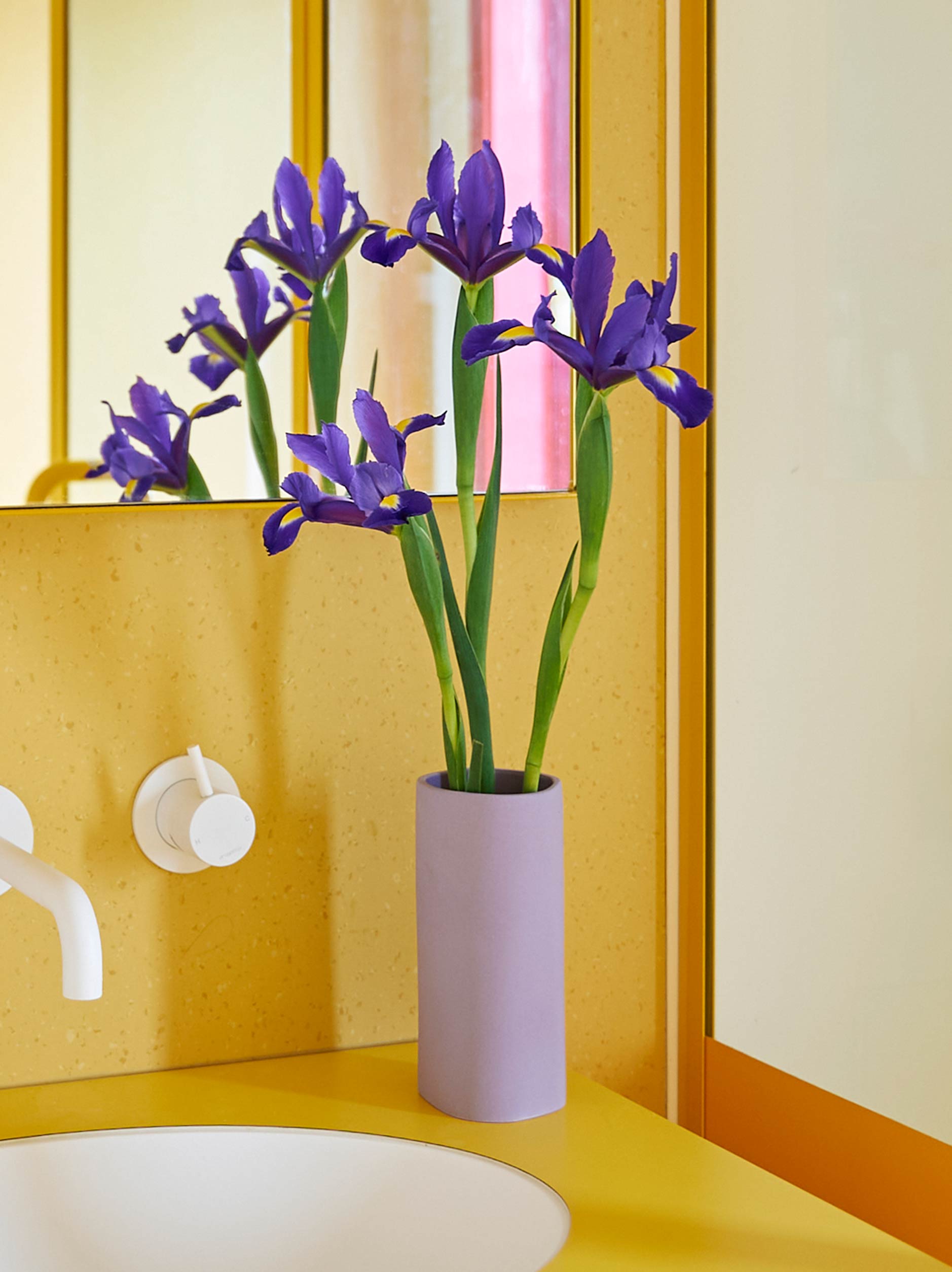 Fossil Vase Mini Lilac / Large