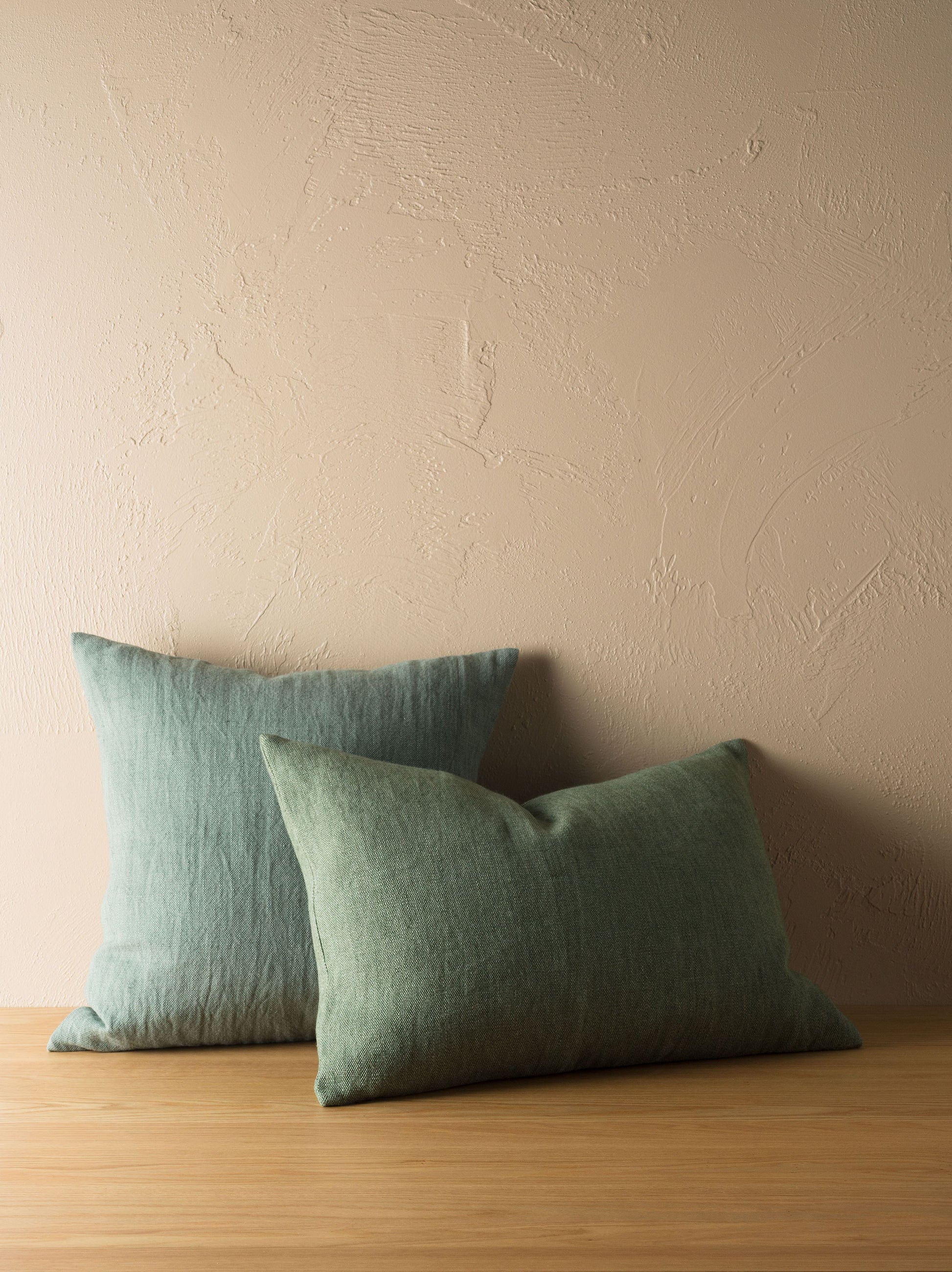 Heavy Linen Jute Cushion Cover Pea / 60x40cm