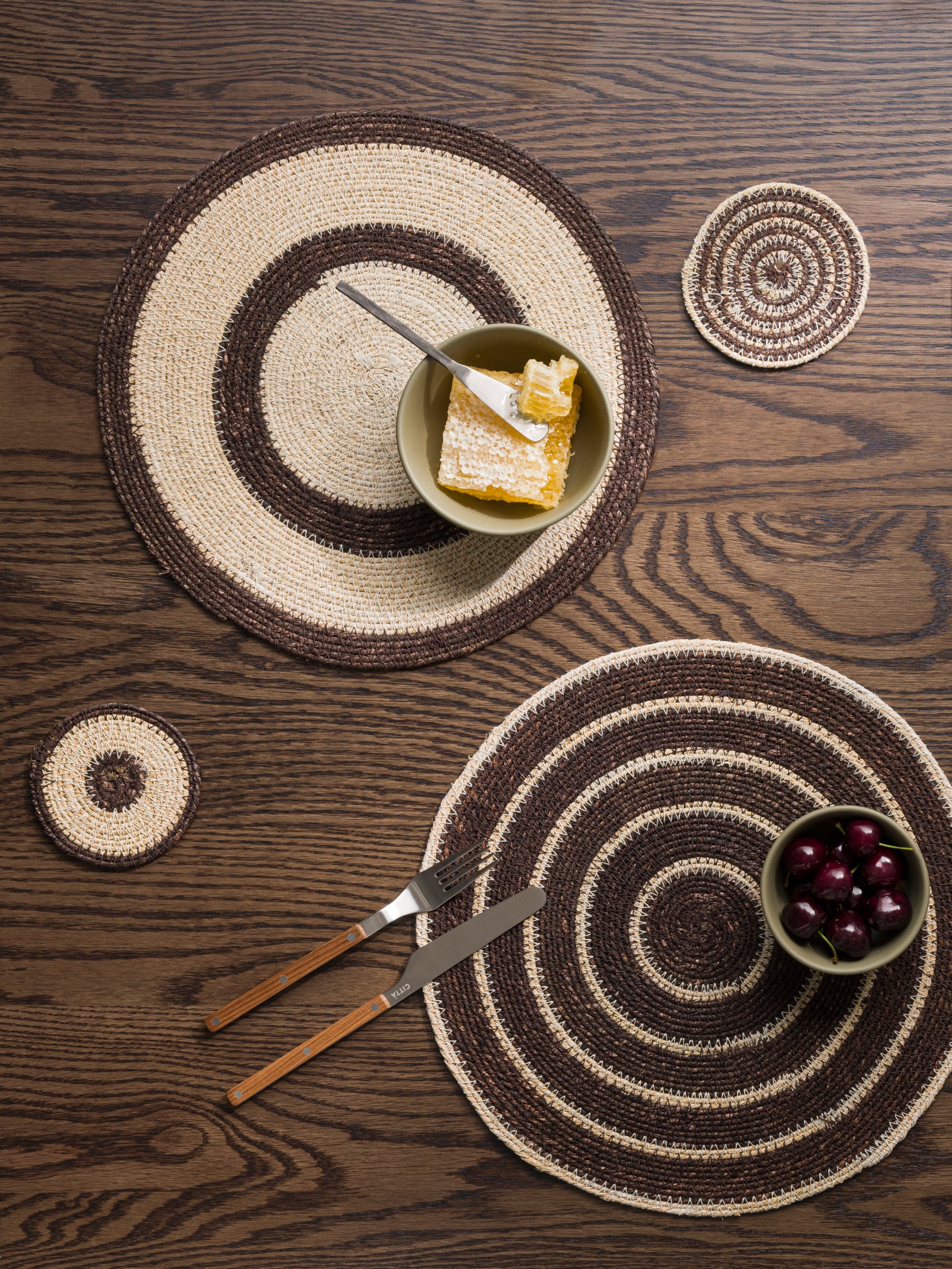 Agora Woven Placemat Set/4 Rye/Natural / 34cmdia