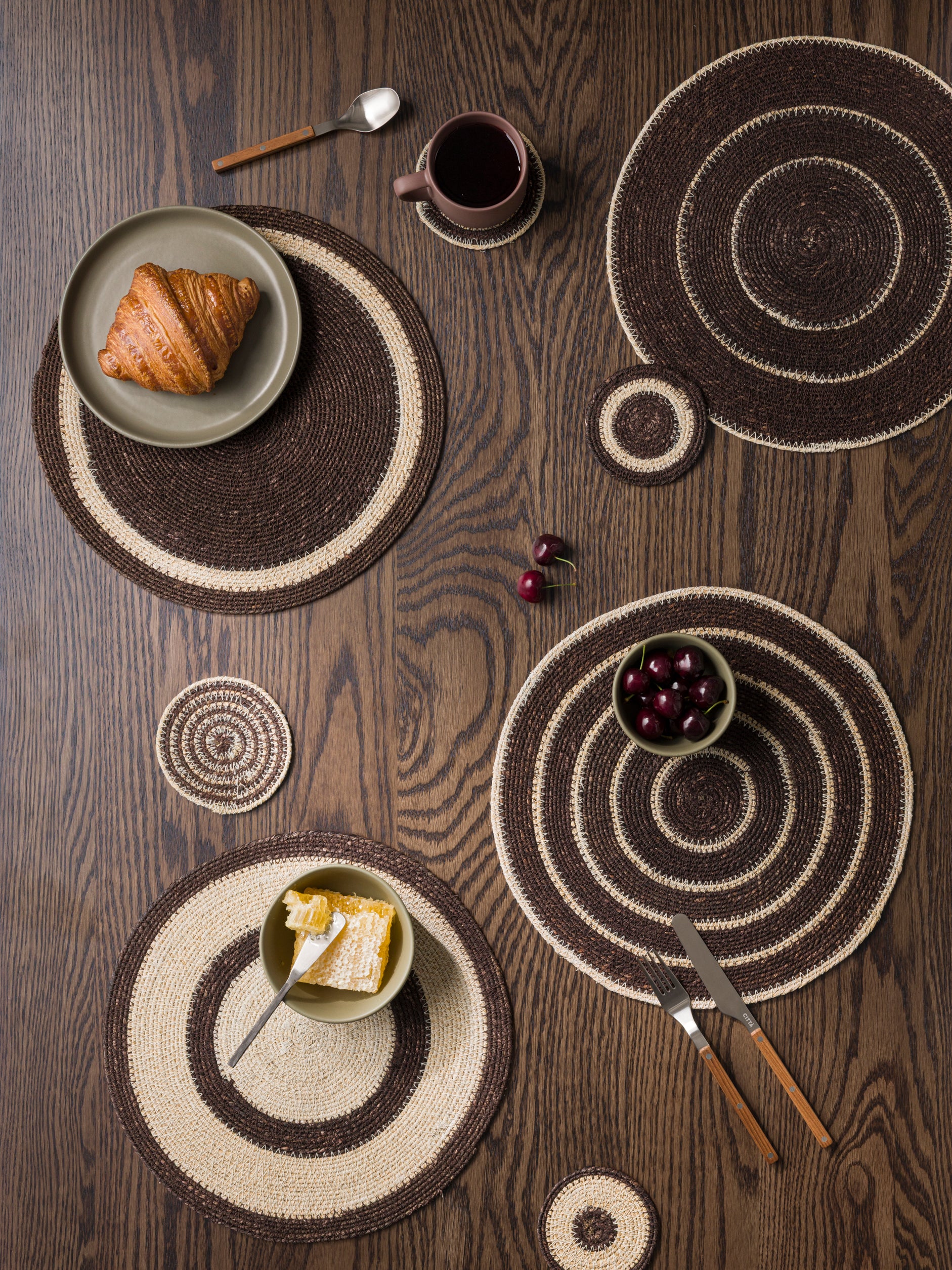 Agora Woven Placemat Set/4 Rye/Natural / 34cmdia