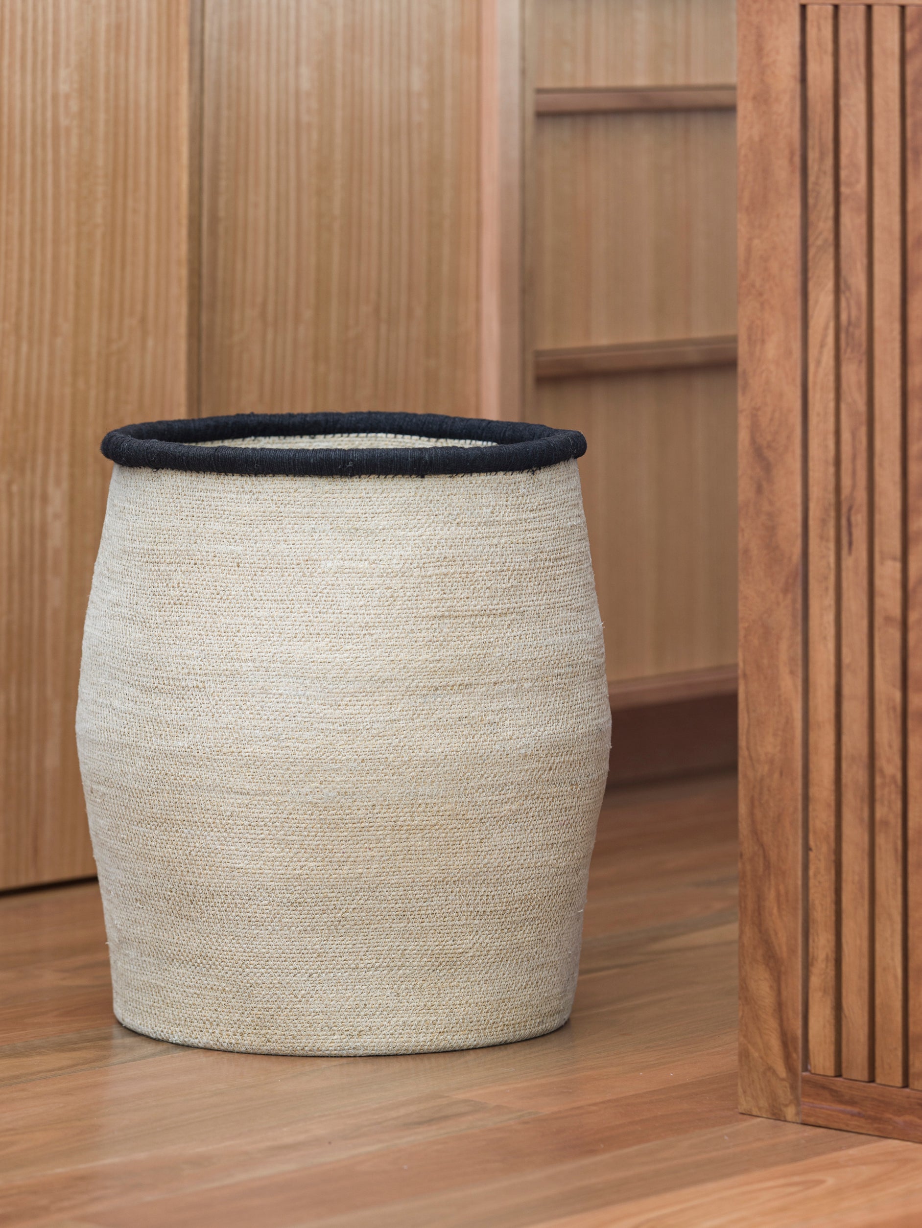 Arena Laundry Basket Natural/Blue Black / One Size