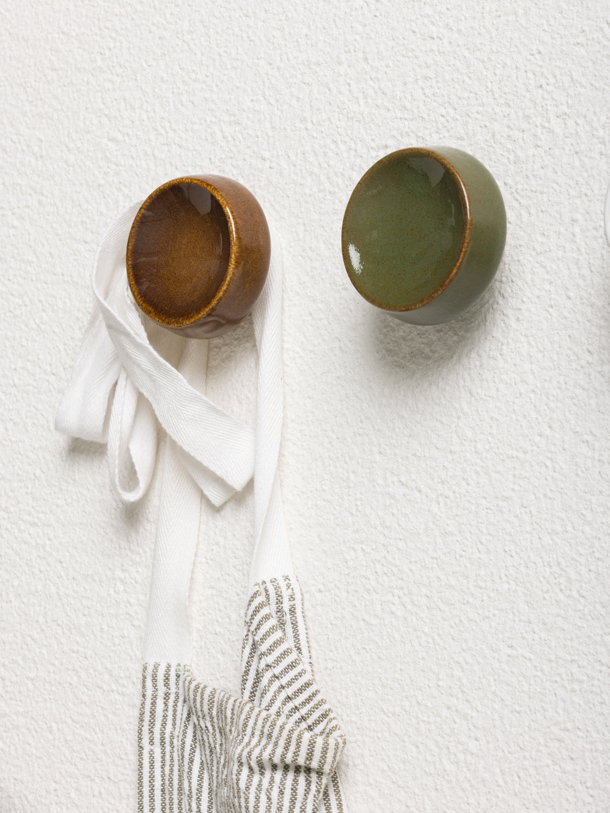 Avani Wall Hook Tobacco / One Size