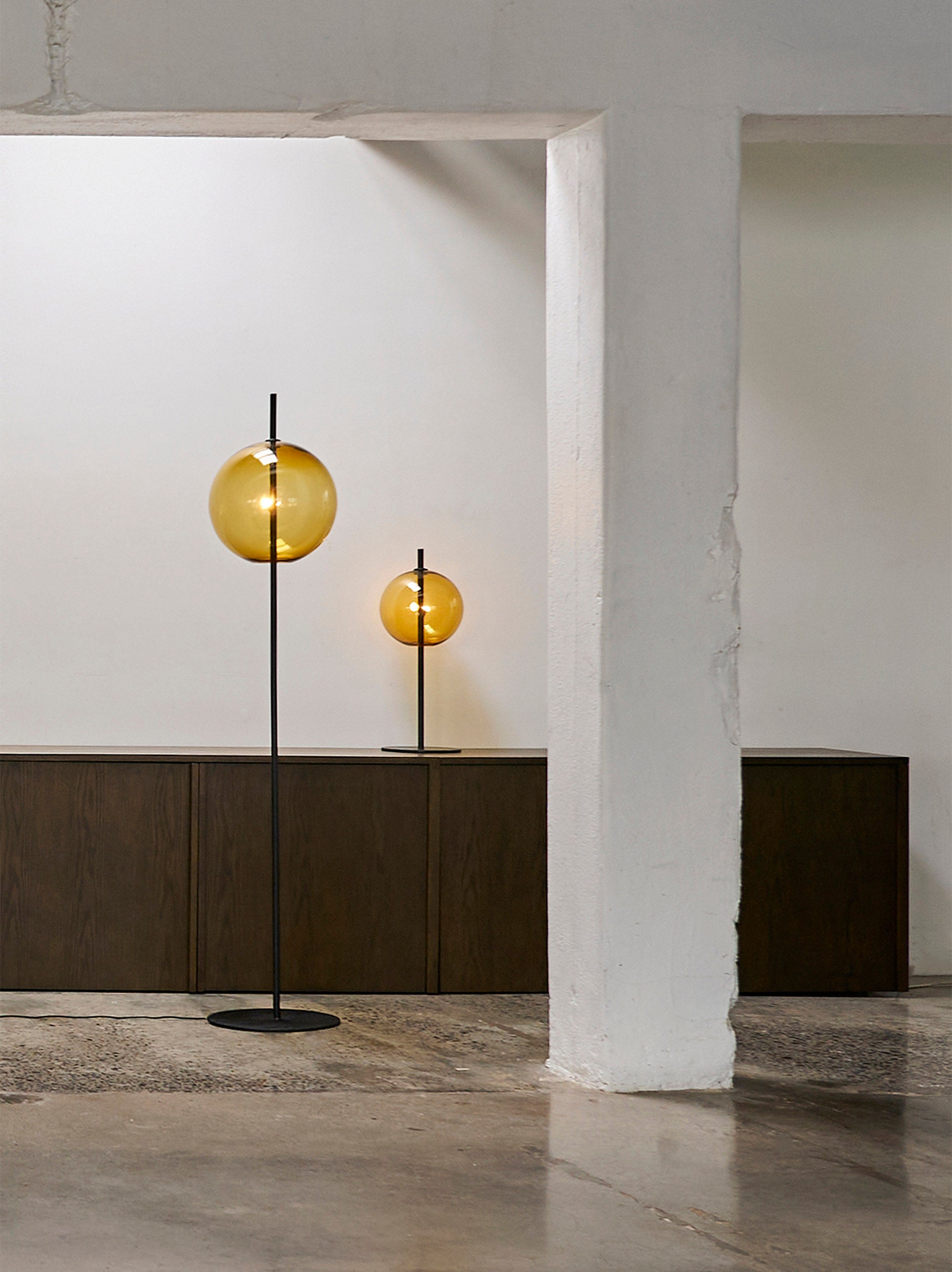 Point Floor Lamp Amber / One Size