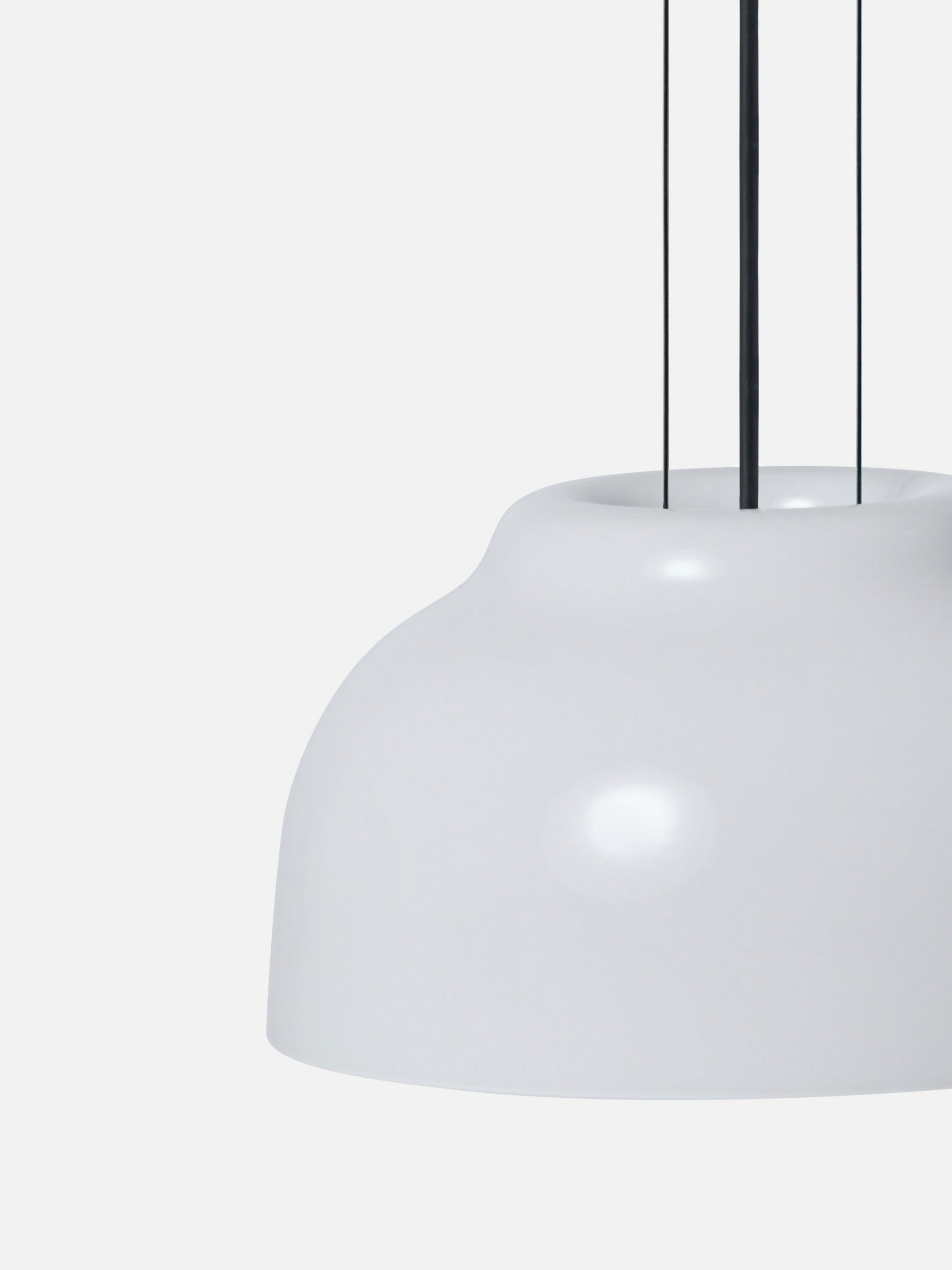 Port Pendant Black / Small