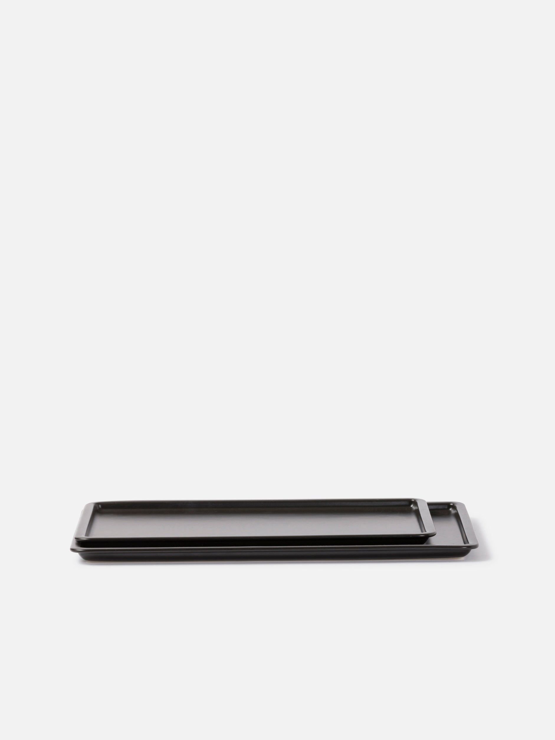 Stoneware Tray Matte Black / Large