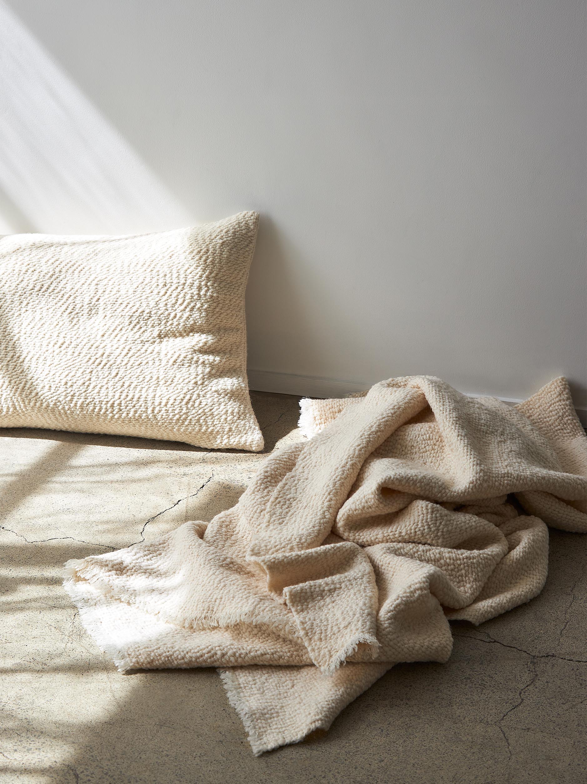 Boucle Cushion Cover Natural / 60x40cm