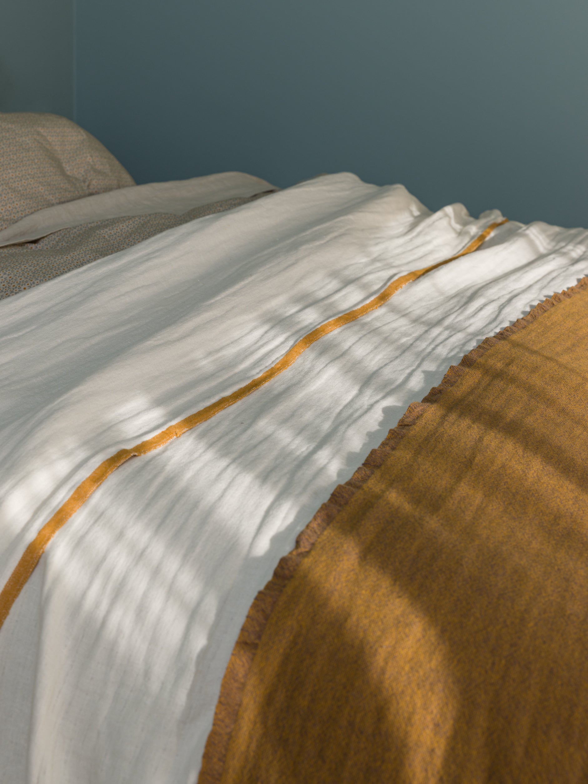 Austen Bedspread Pumpkin/Cream / Queen