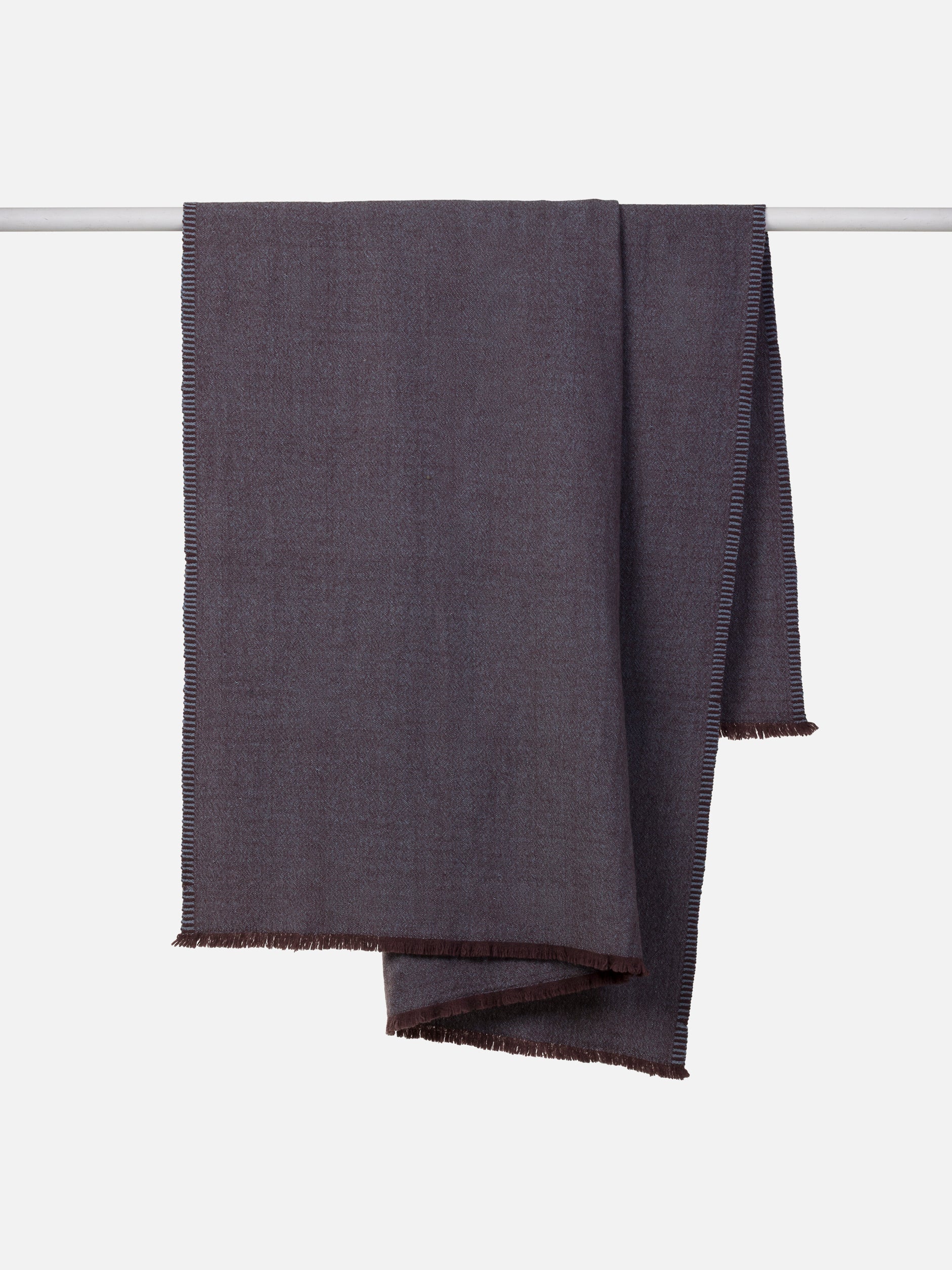 Oslo Lambswool Throw Mahogany/Periwinkle / 140x180cm