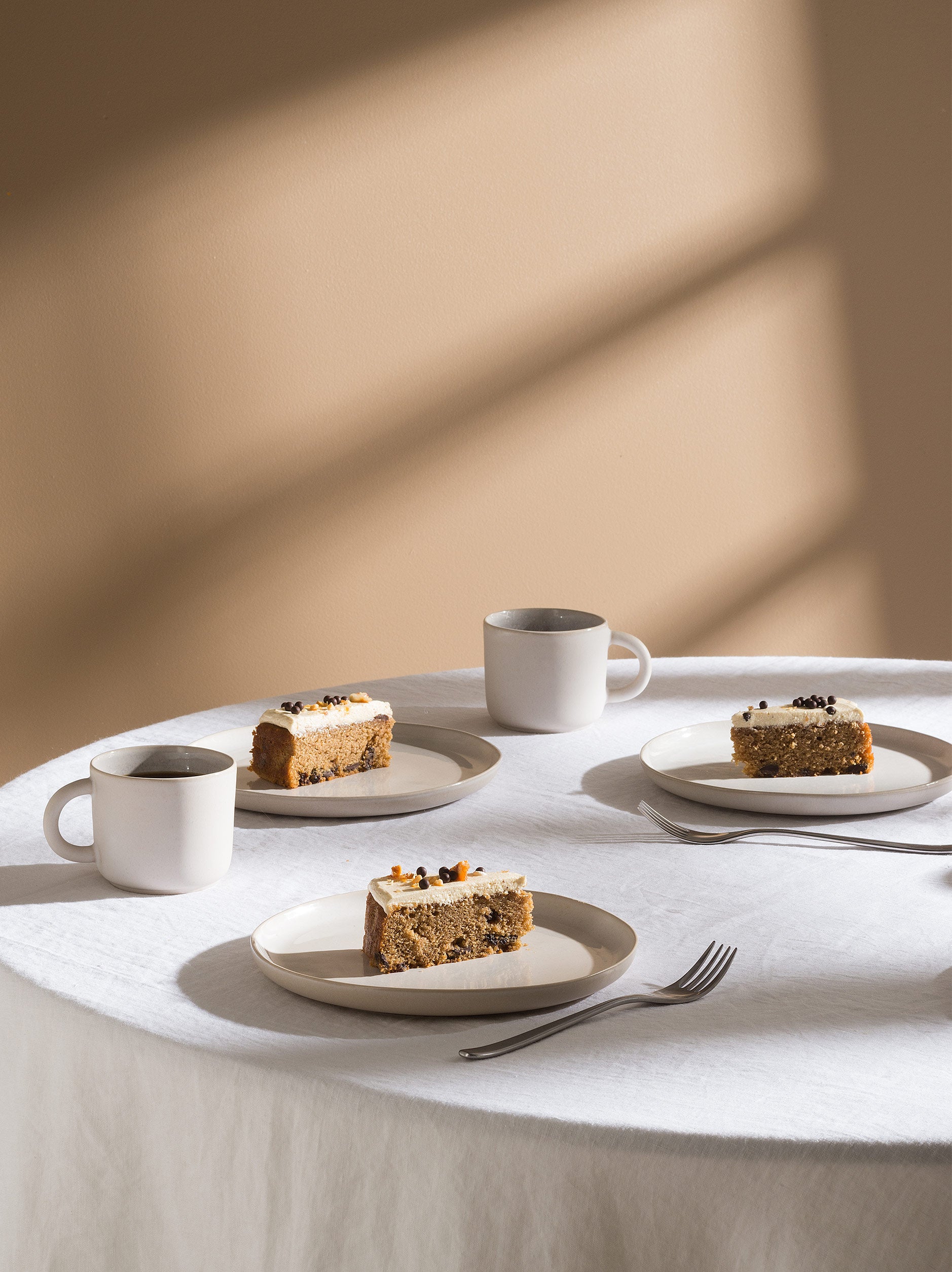 Finch Side Plate Set/4 White/Natural / 22cmdia