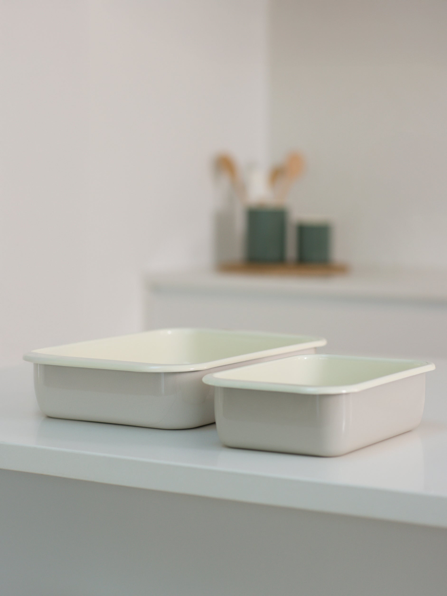 Enamel Baking Tray Light Grey/Cream / Large