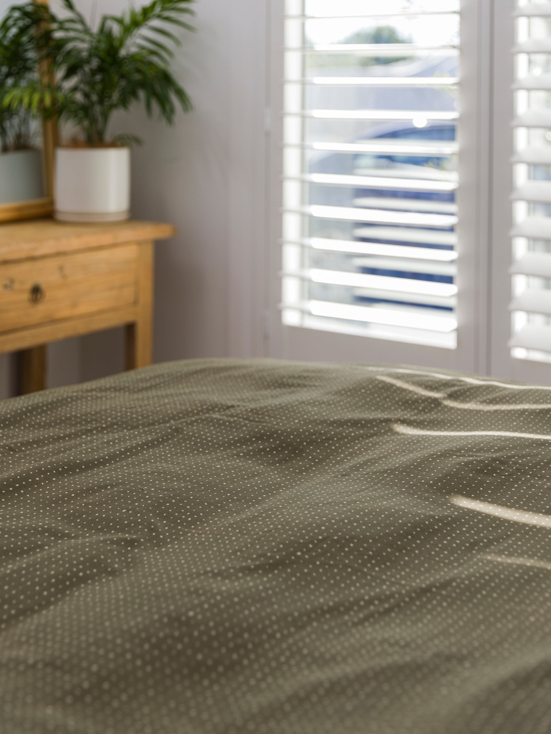 Inku Organic Cotton Linen Duvet Cover Olive / King