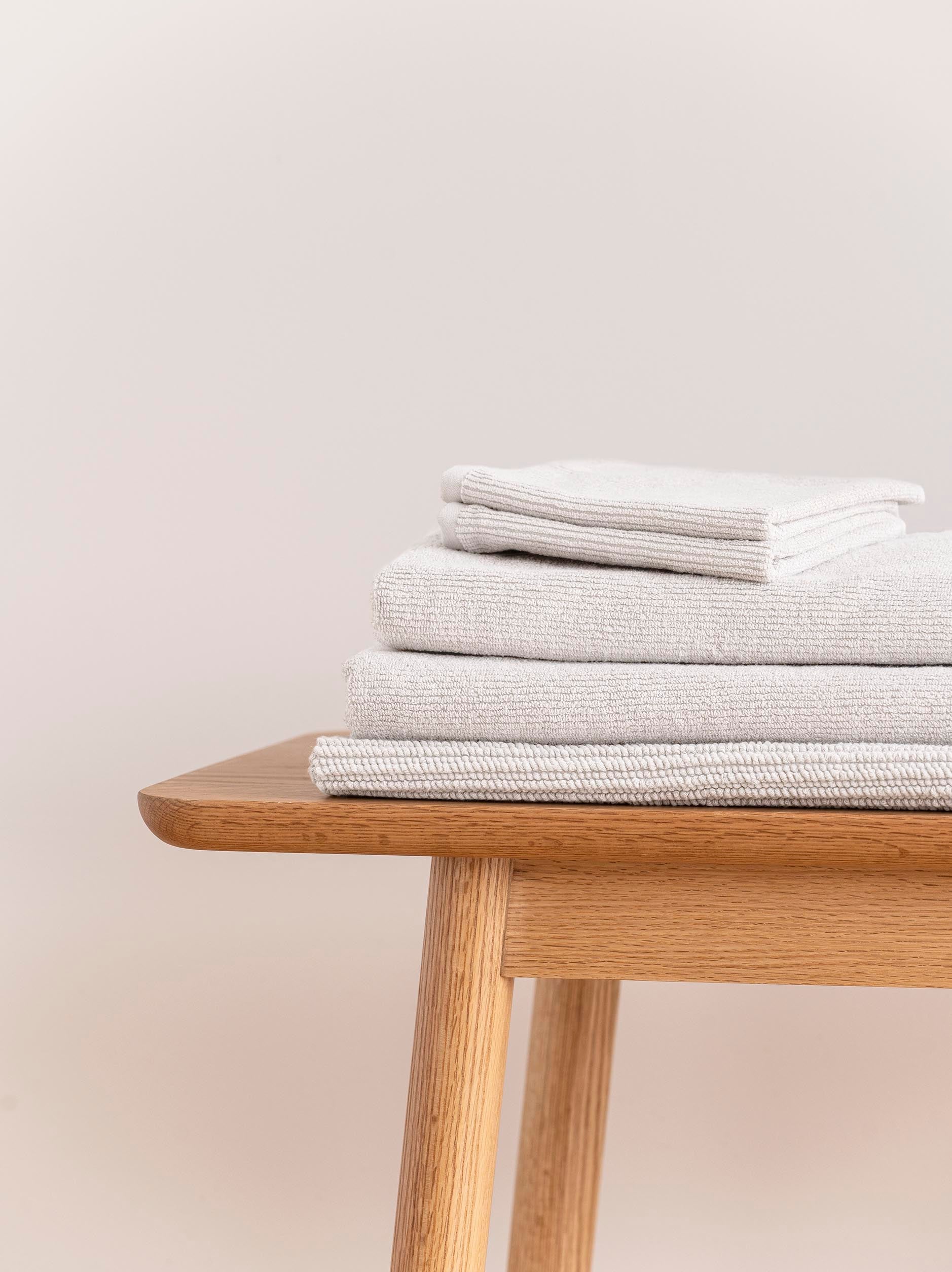 Ribbed Bath Mat White / Bath Mat