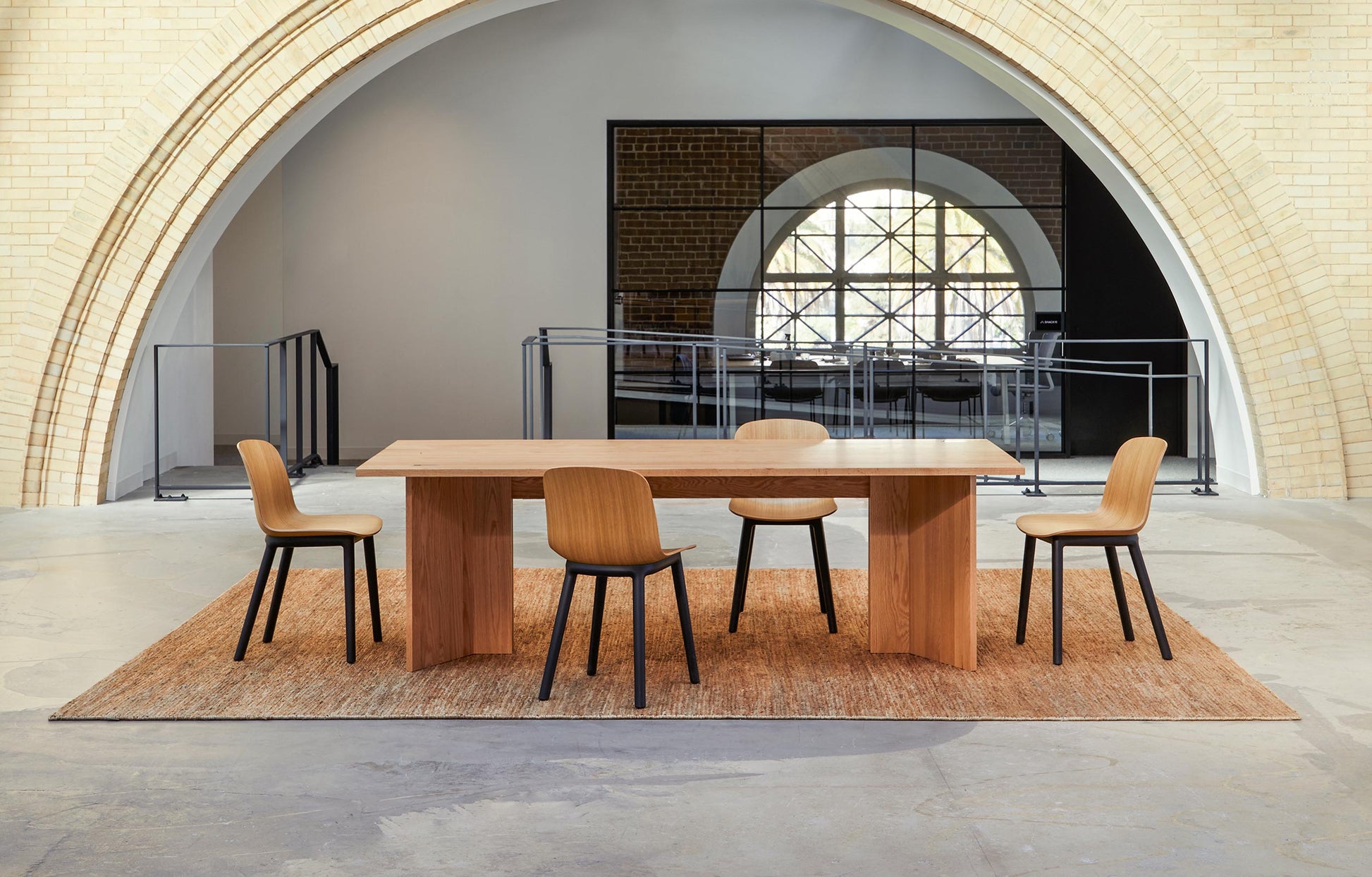 Tatamu Table Oak / 230x100x73cmh