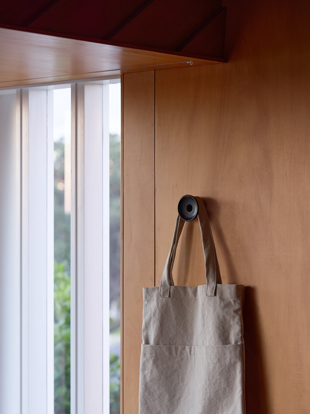Ore Wall Hook Black / One Size