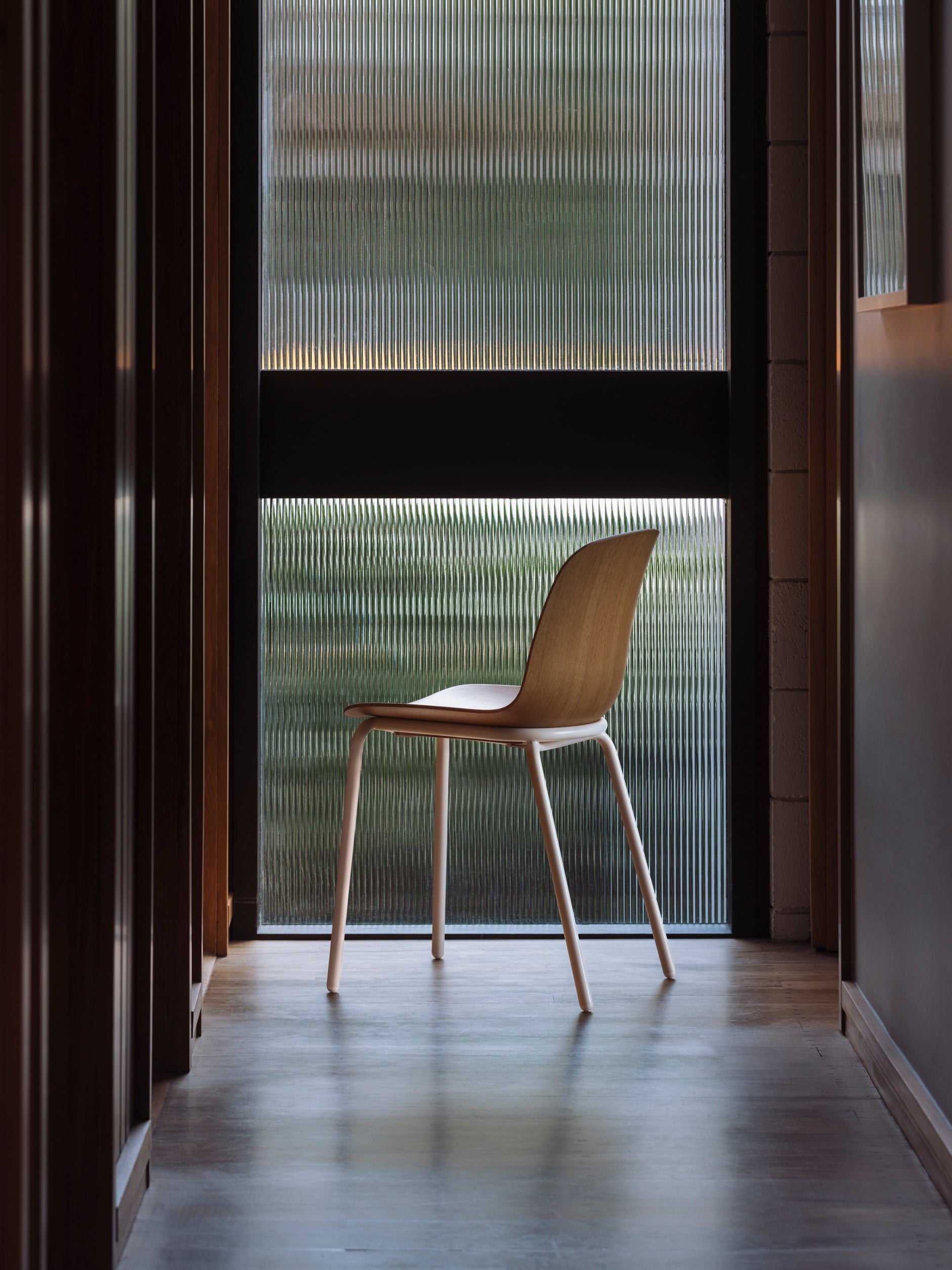 Acre Chair w/ Metal Base Oak/White / One Size