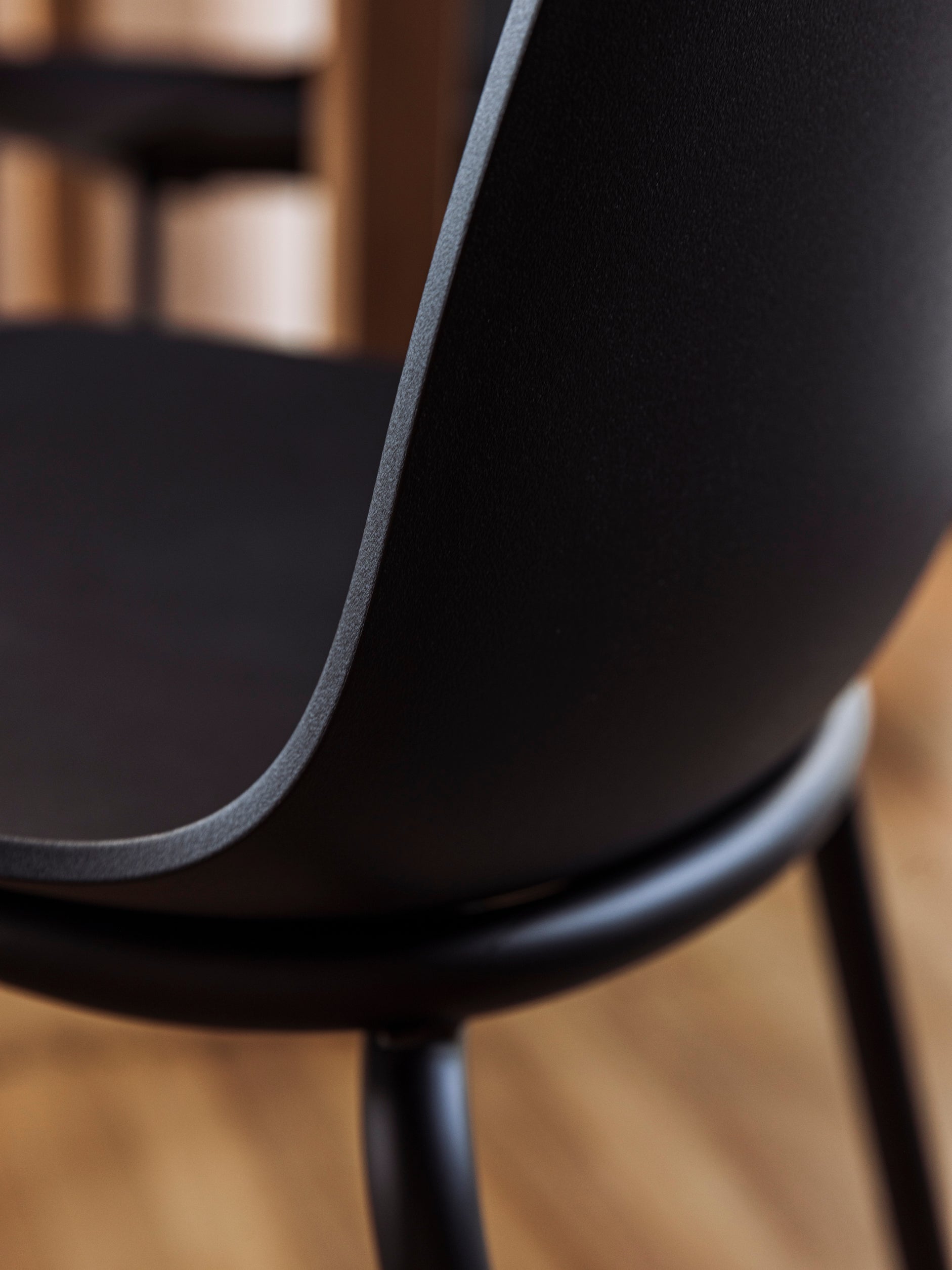 Acre Chair w/ Metal Base Black/Black / One Size