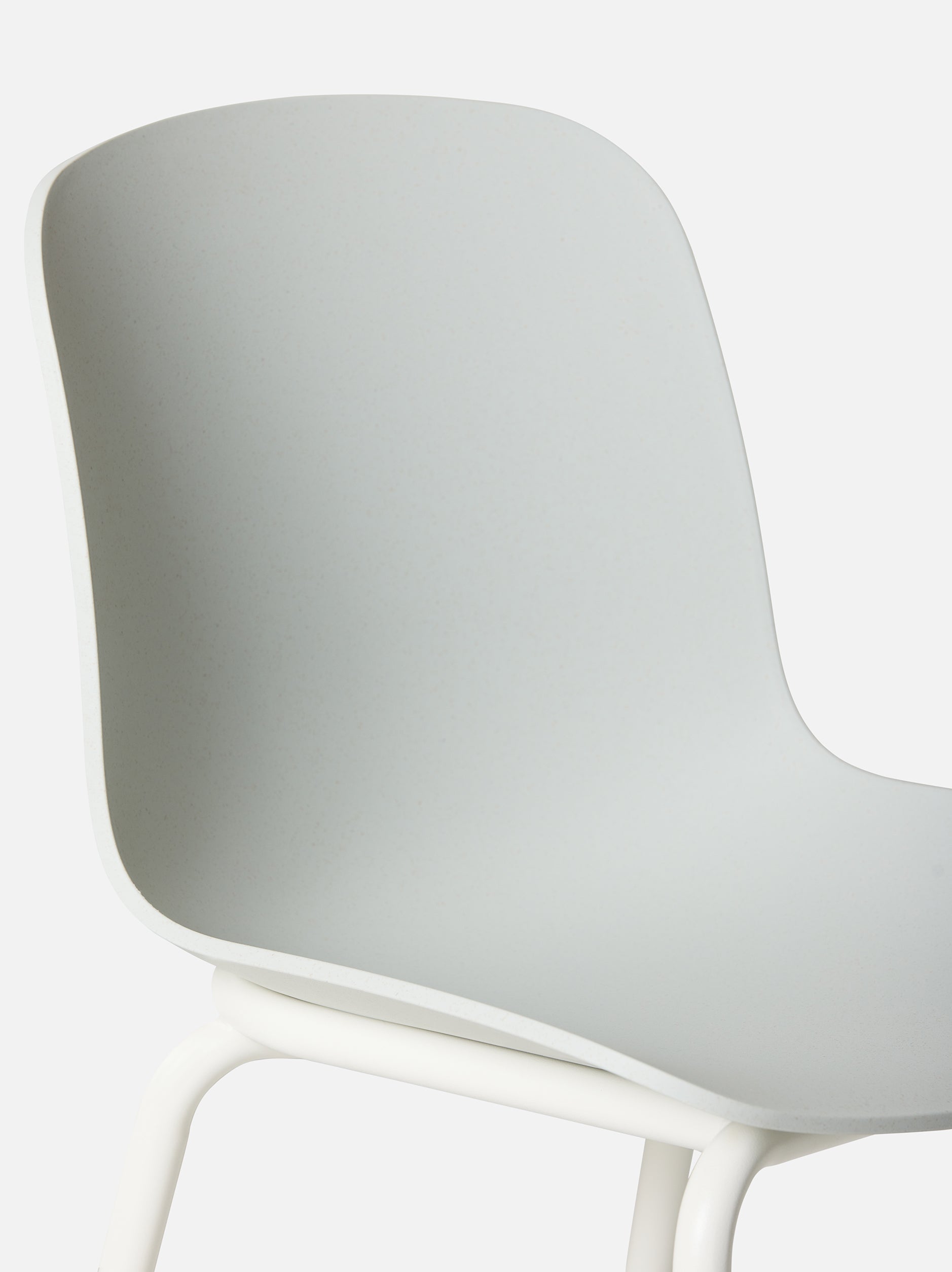 Acre Chair w/ Metal Base Natural/White / One Size