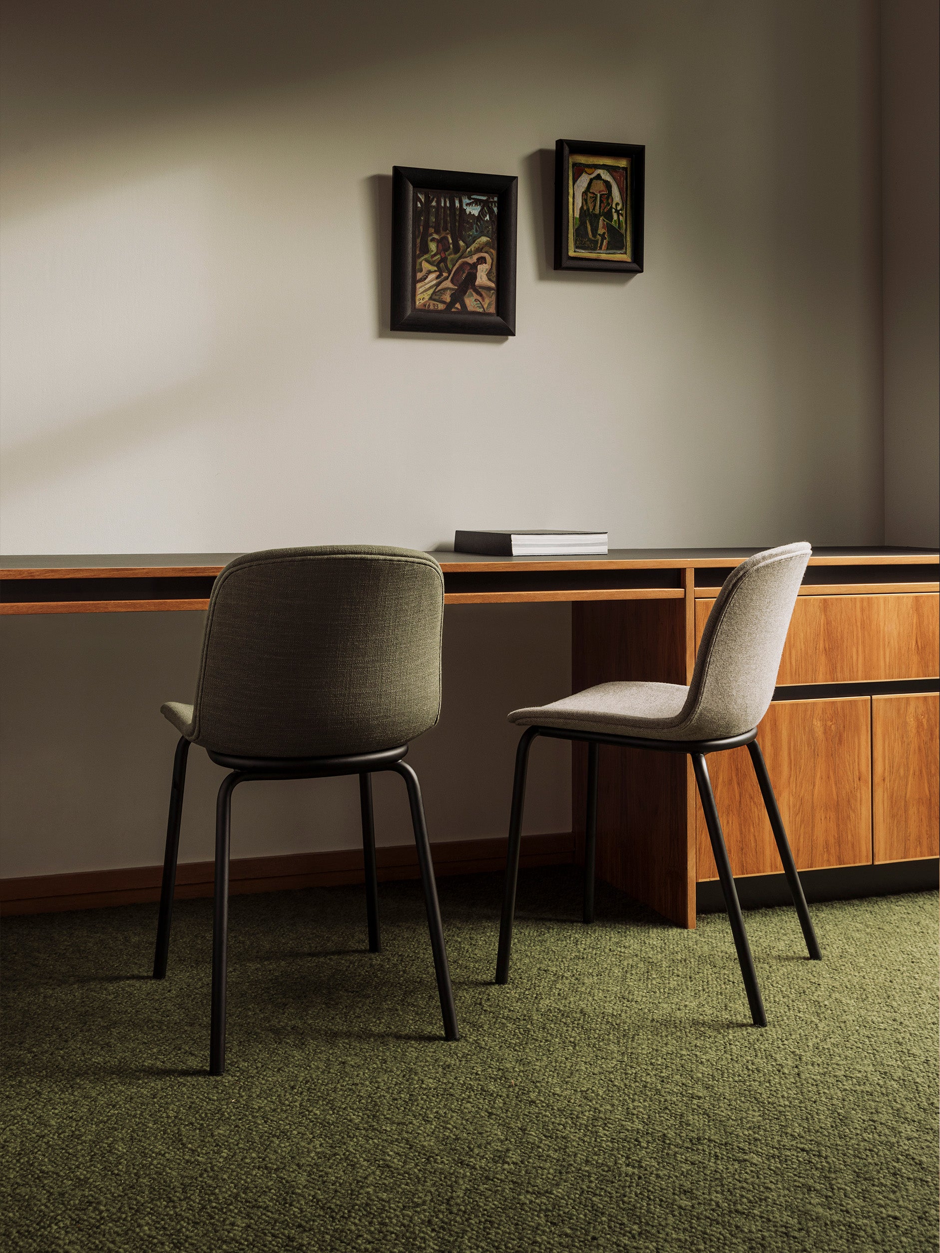 Acre Chair Upholstered Seat w/ Metal Base Olive/Black / One Size