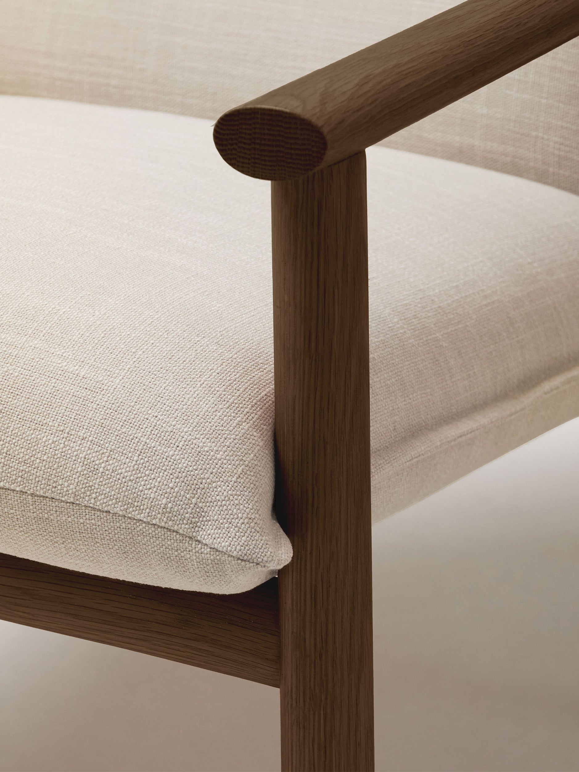 Label Armchair Low Oak/Ecru / Low