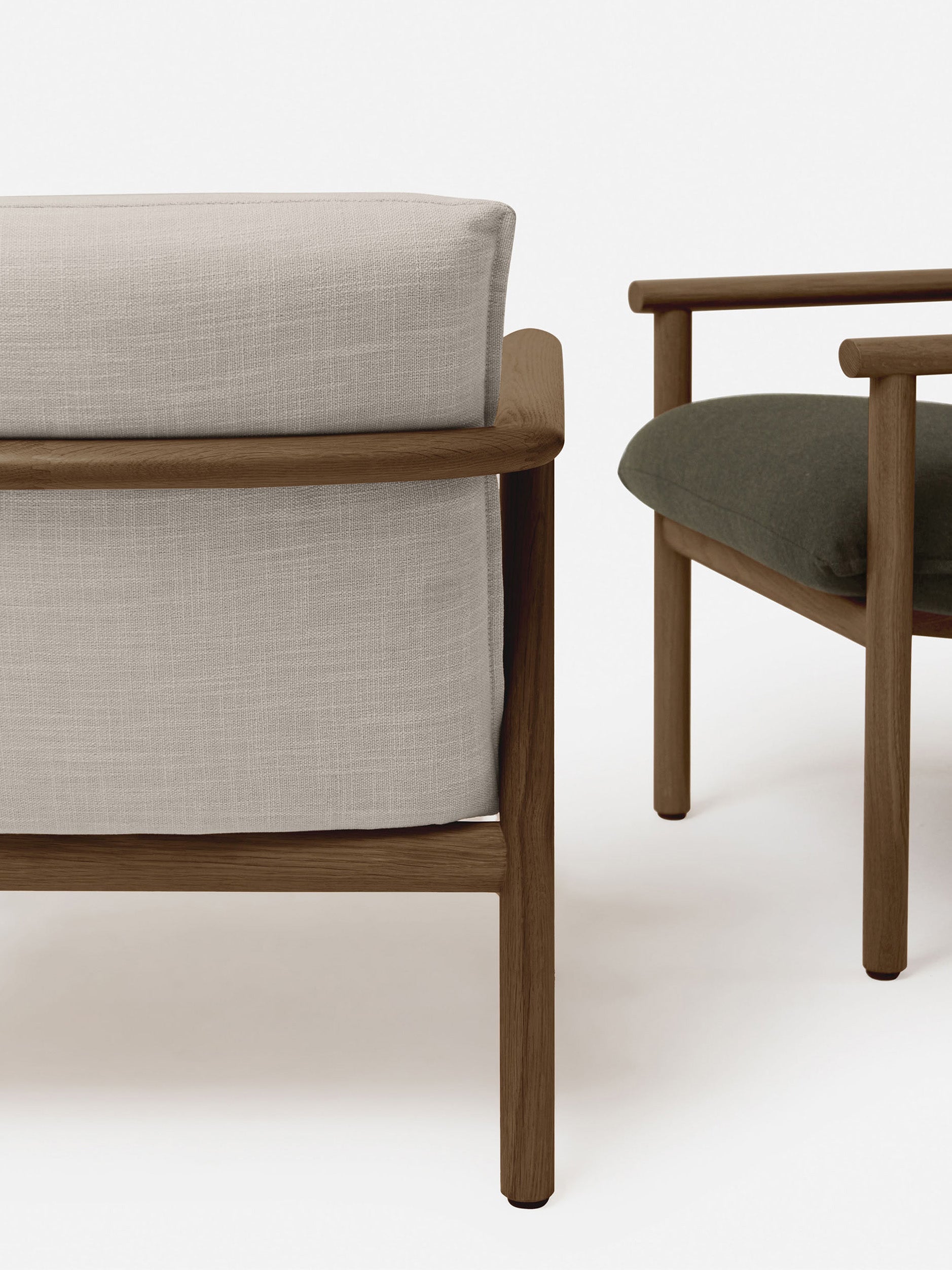 Label Armchair Low Oak/Olive / Low