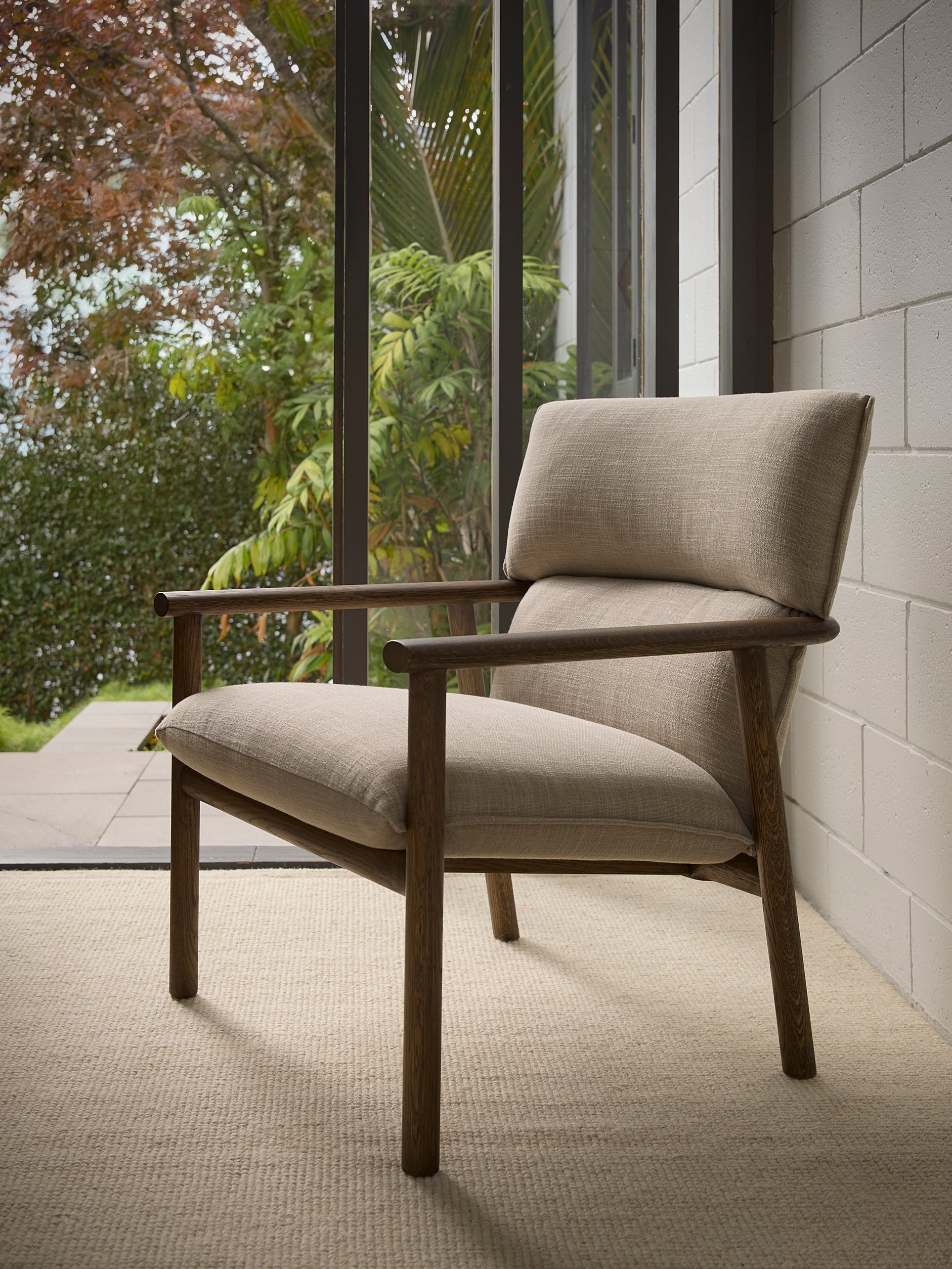 Label Armchair High