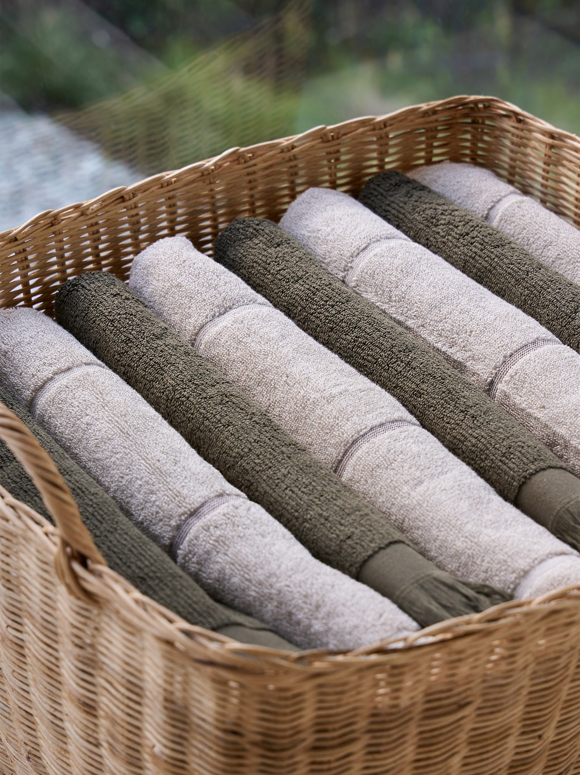 Pia Cotton Bath Towel Oat/Multi / Bath Towel