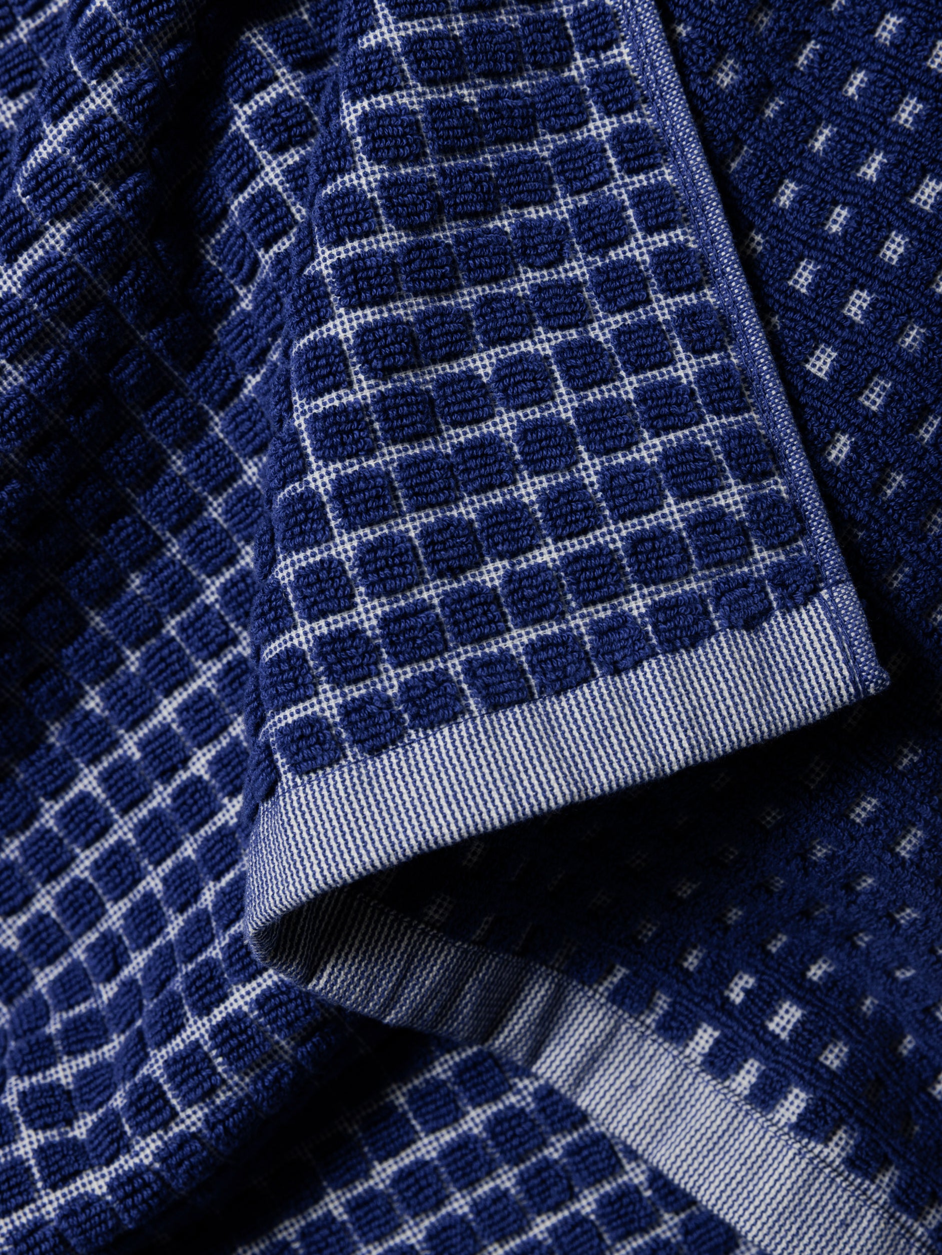 Nero Cotton Towel Range Cobalt/Cream / Hand Towel