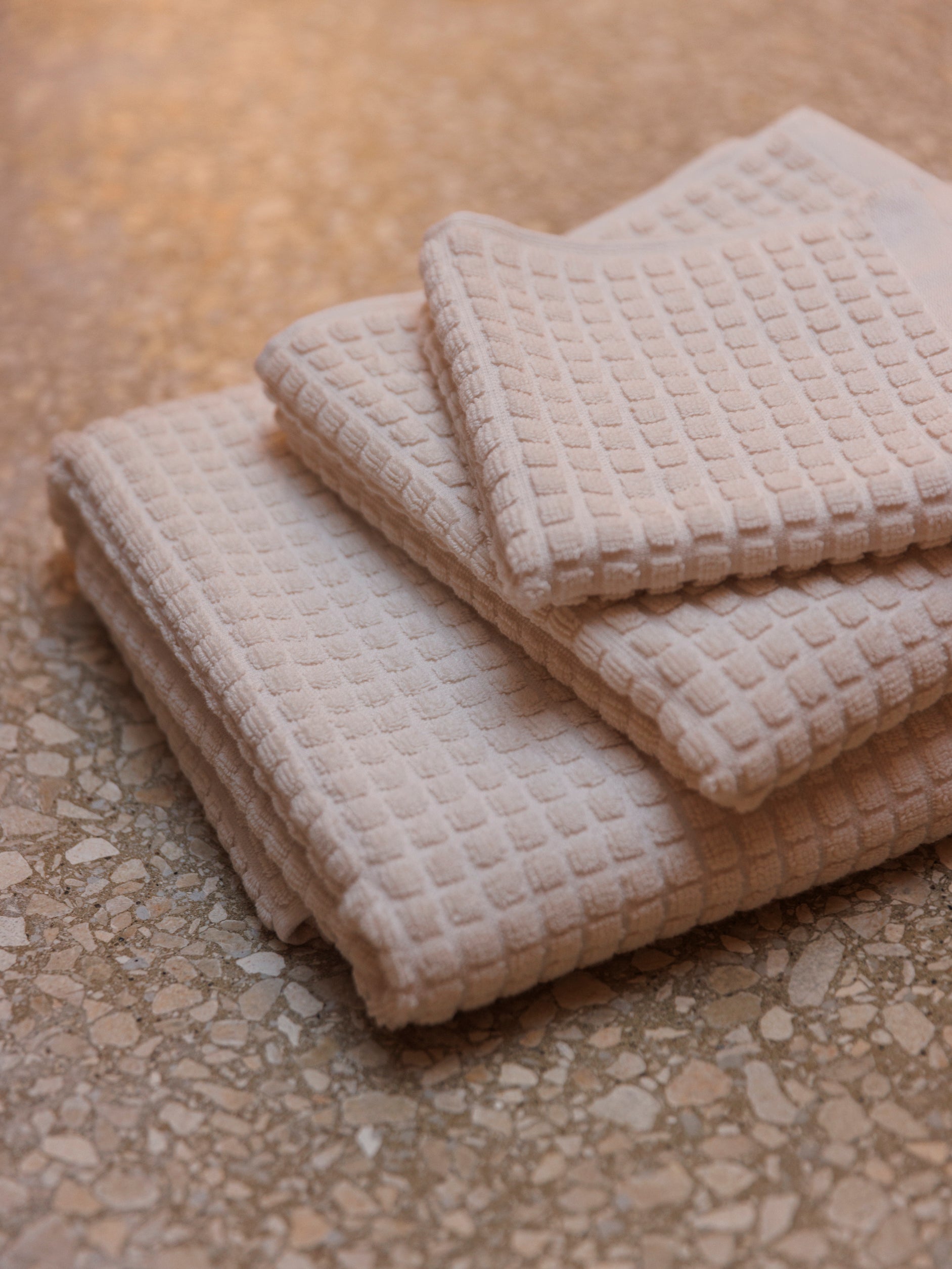 Nero Cotton Towel Range Cream / Bath Towel
