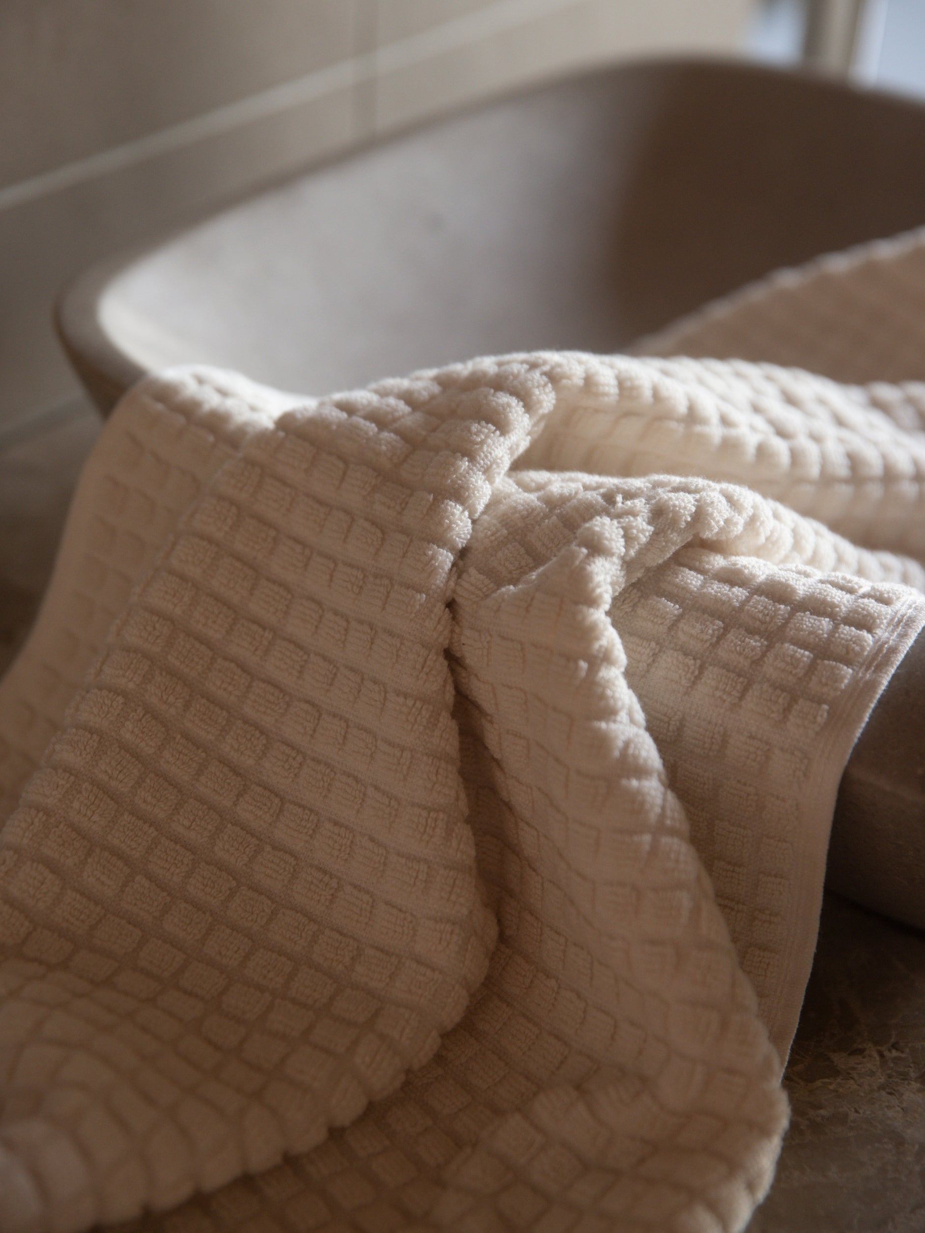 Nero Cotton Towel Range Cream / Face Cloth