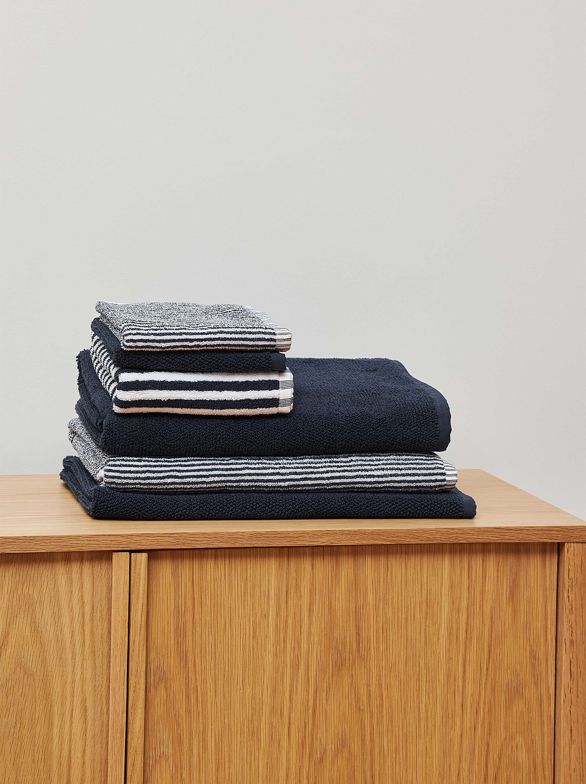 Wide Stripe Cotton Towel Bundle Navy/White - Wide Stripe / Towel Bundle
