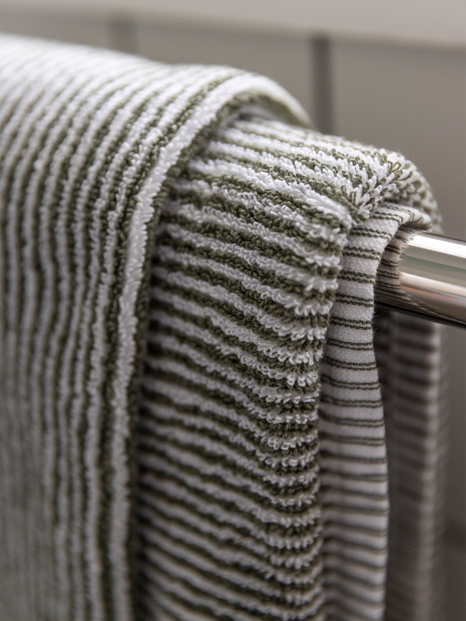 Stripe Cotton Bath Mat Olive/White / Bath Mat