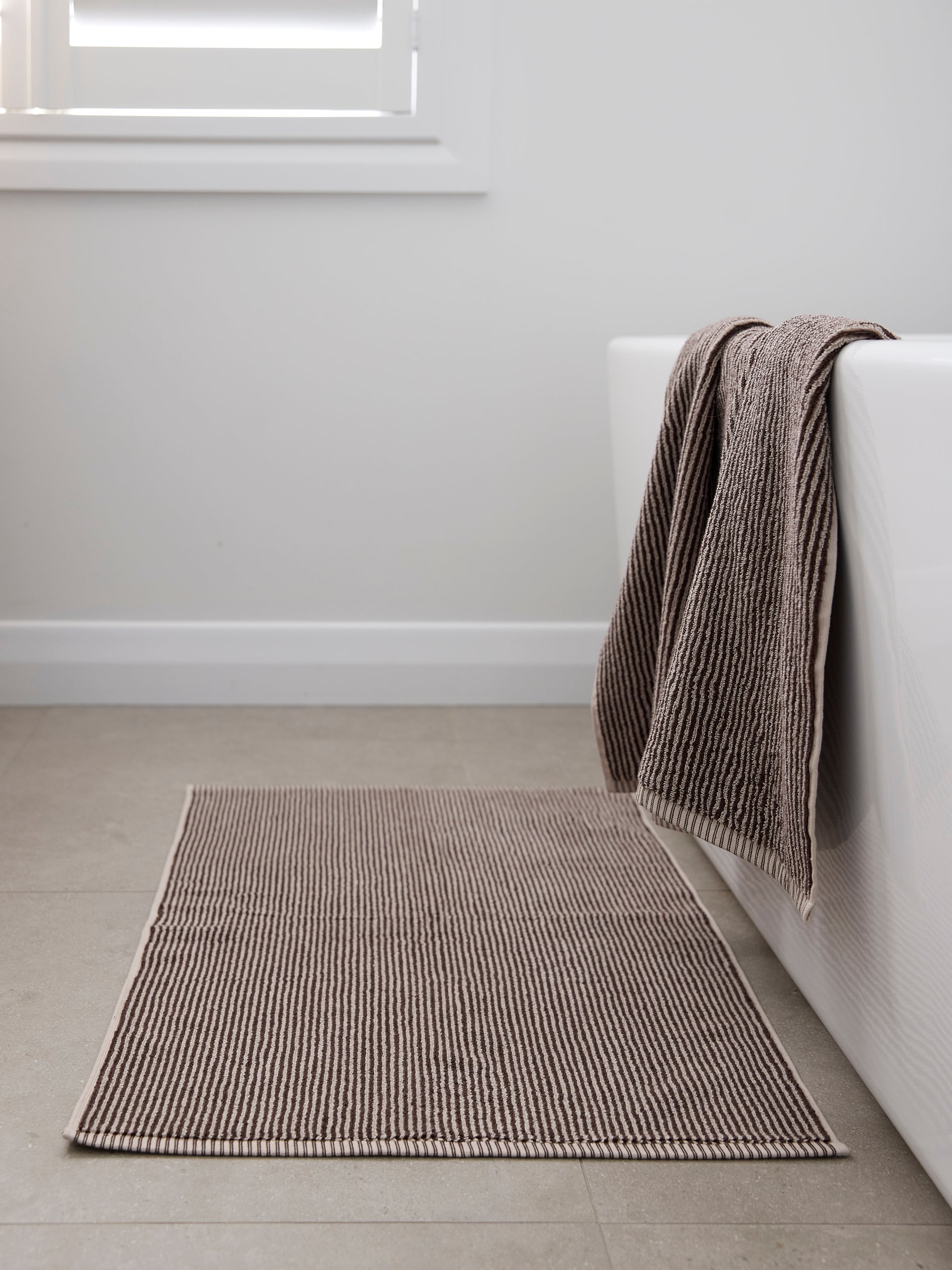 Stripe Cotton Bath Mat Cocoa/Bone / Bath Mat
