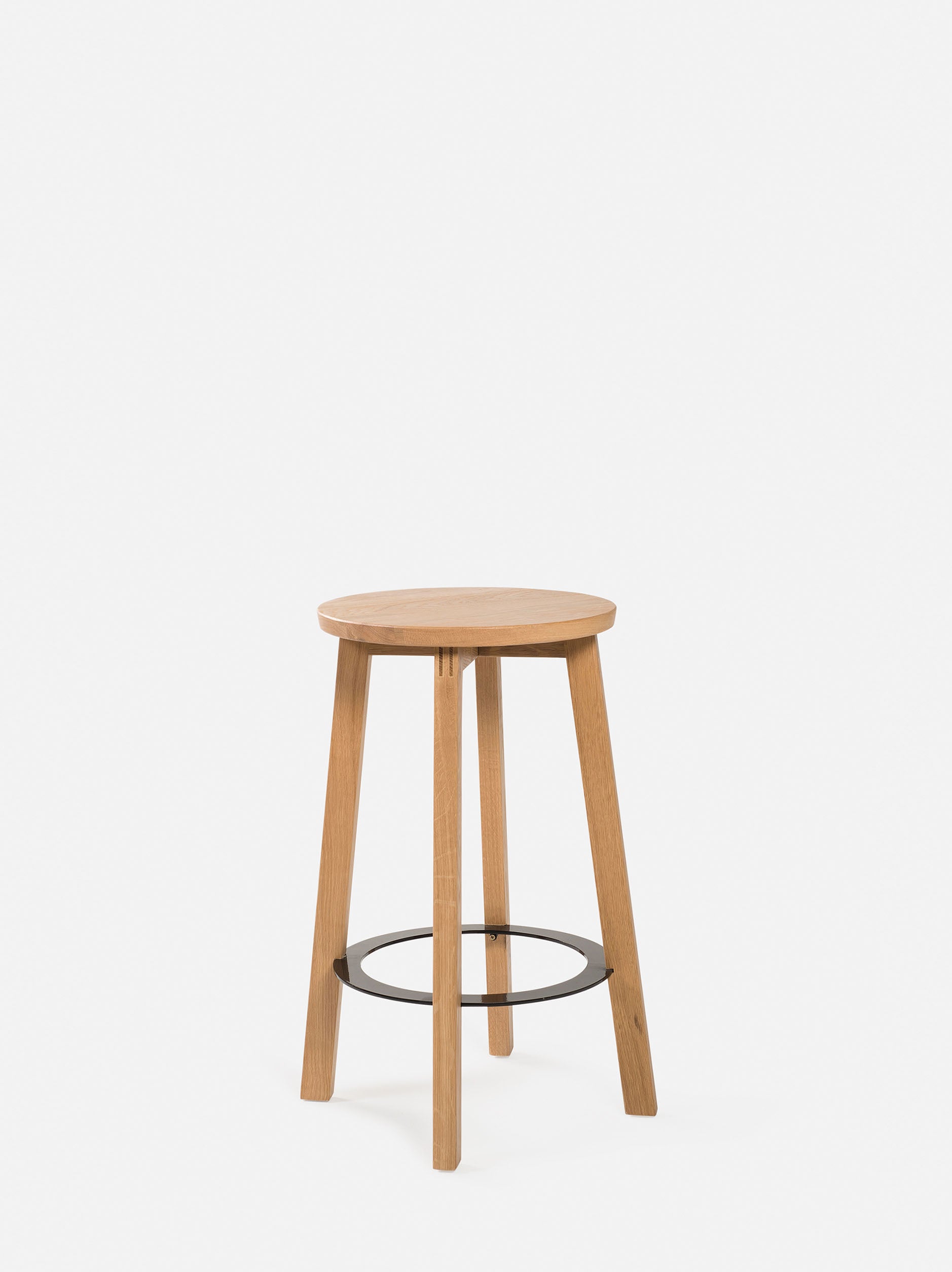 Hut Mid Stool w/Black Ring