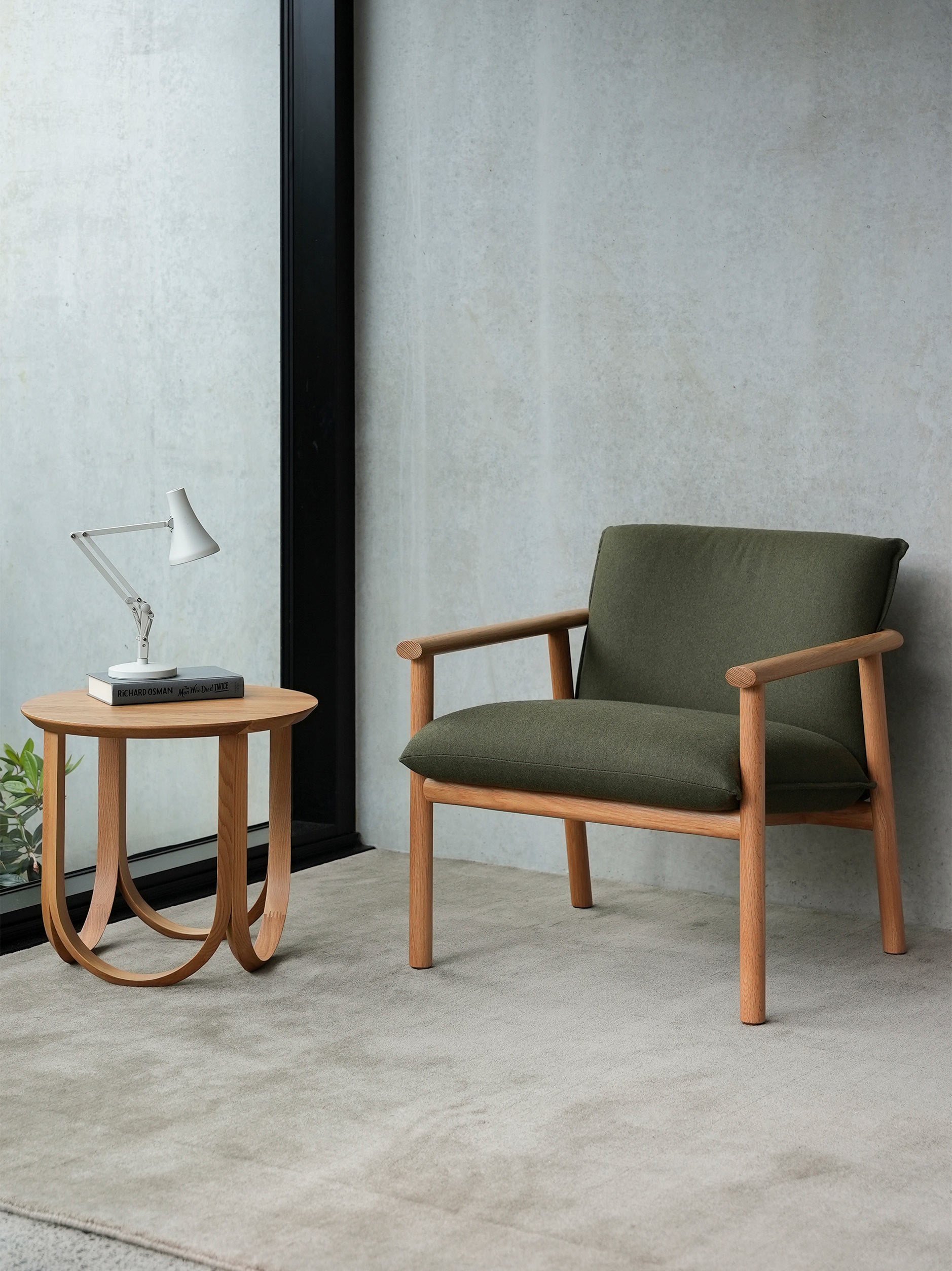 Horizon Side Table Oak / Side Table