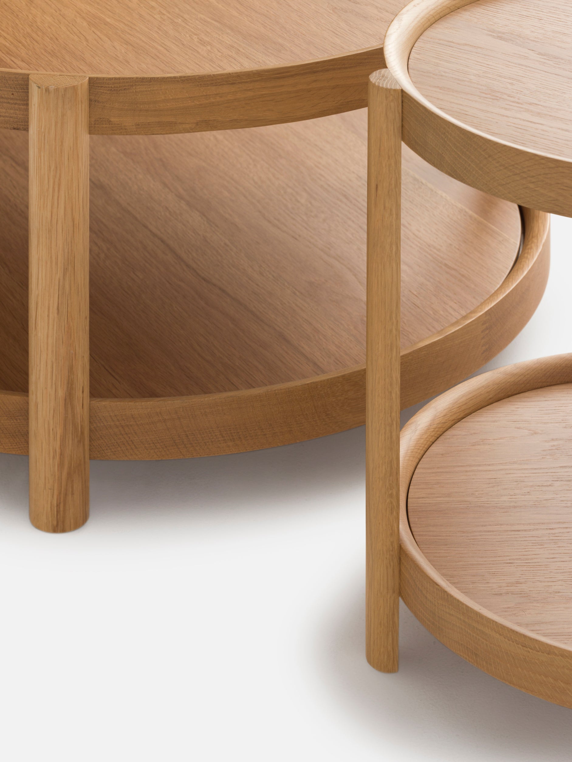 Column Coffee Table Oak/Plywood / One Size